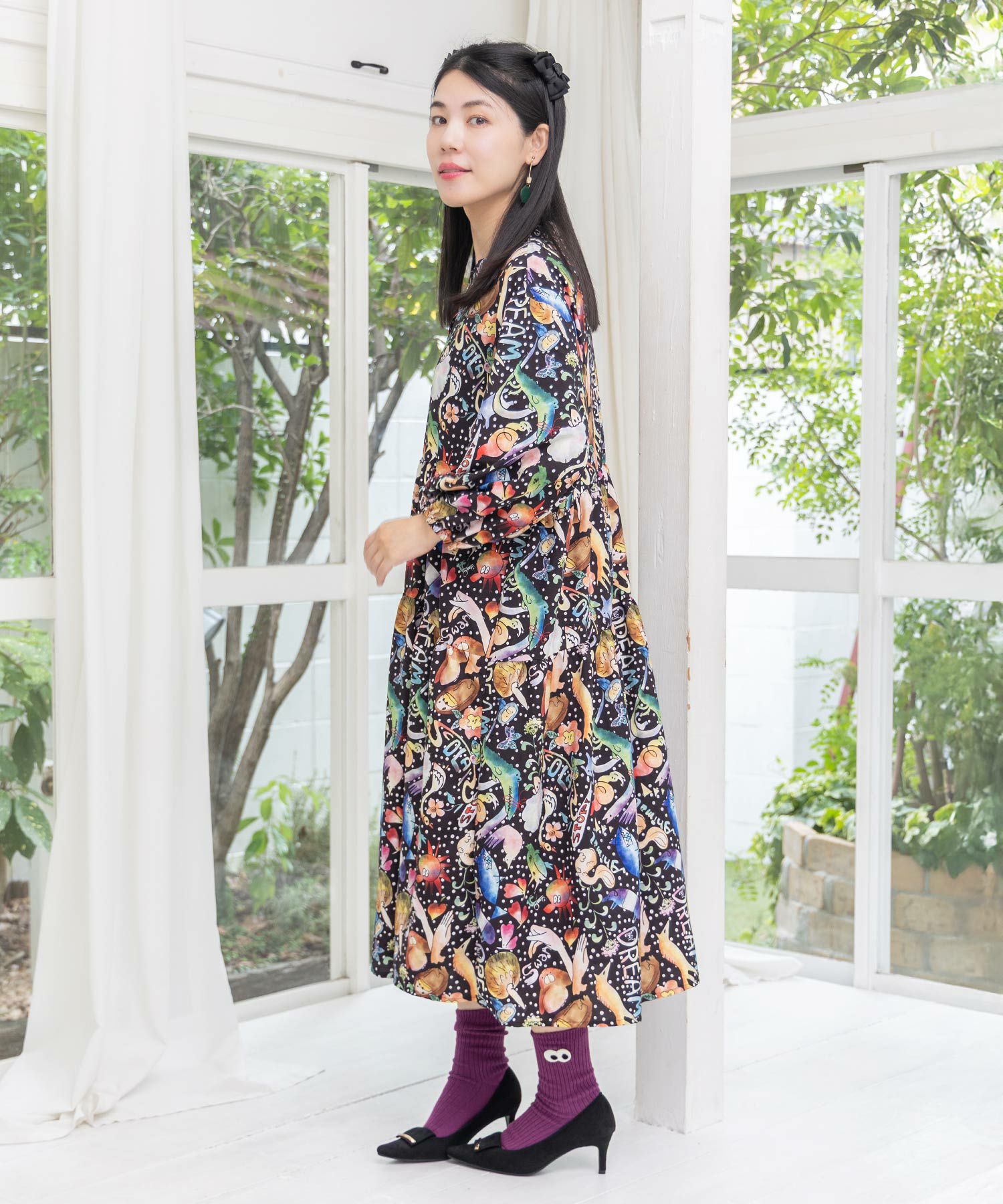 153650：音楽orPOP柄ワンピースの通販-ScoLar