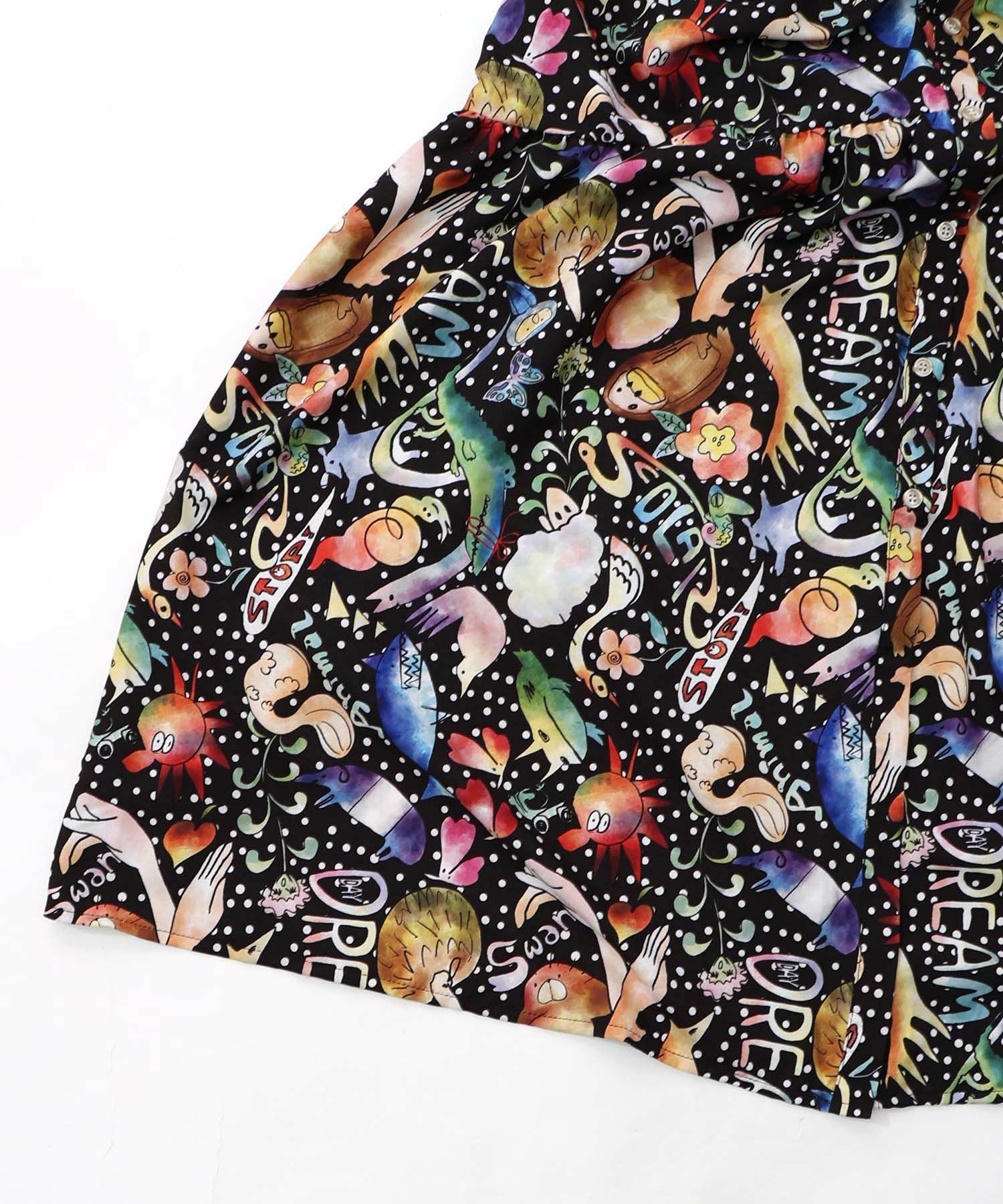 153650：音楽orPOP柄ワンピースの通販-ScoLar