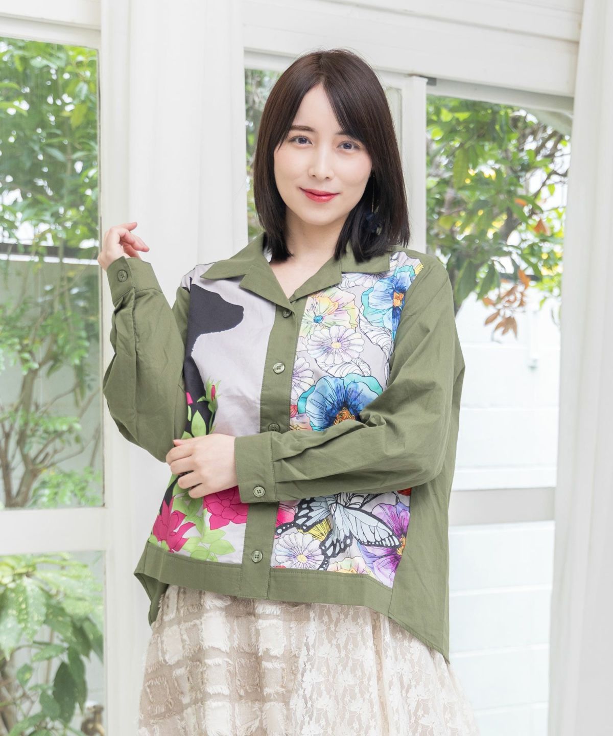 ネコ花柄切替シャツ-3