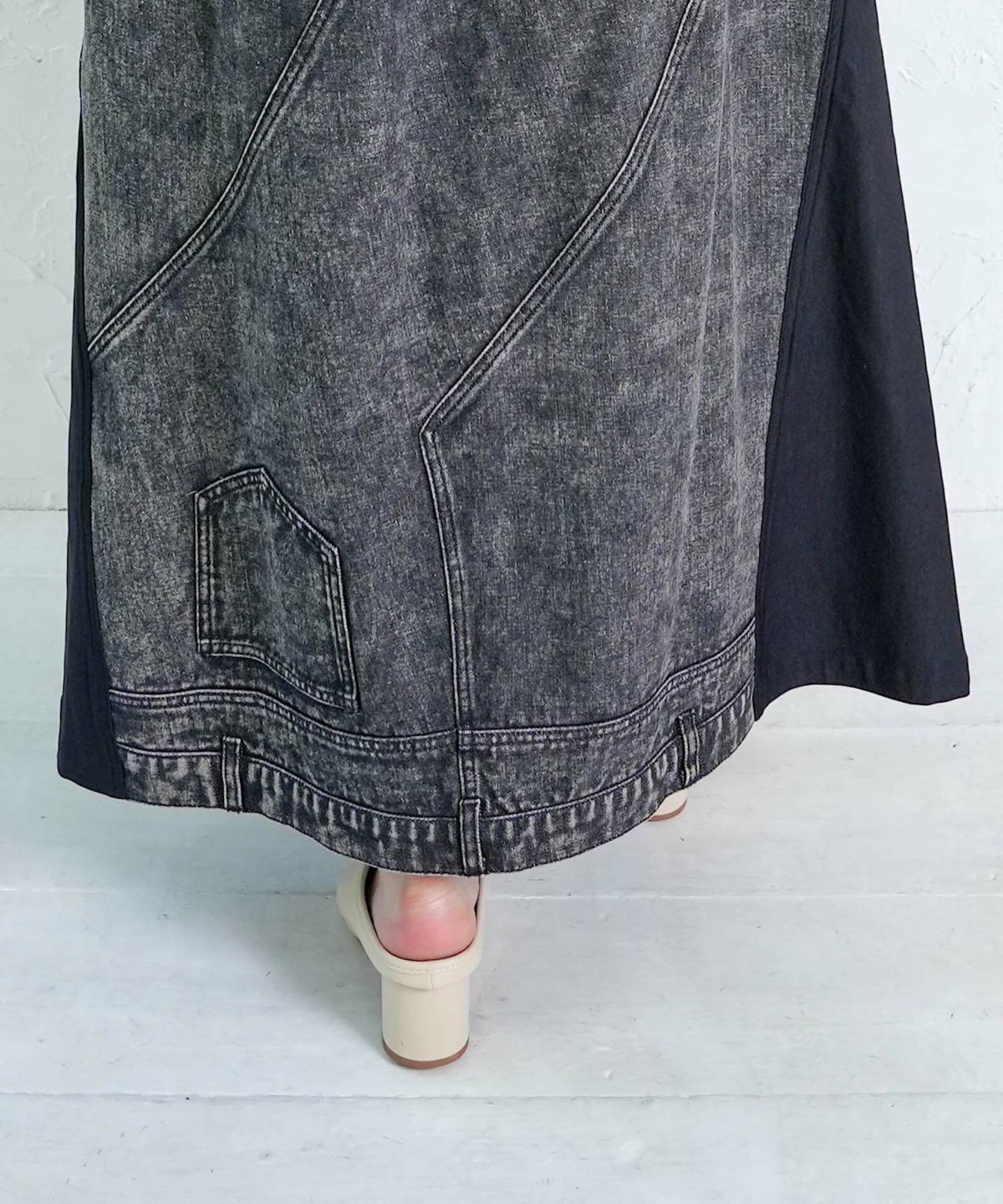 スタッズ付き異素材切替スカート-18