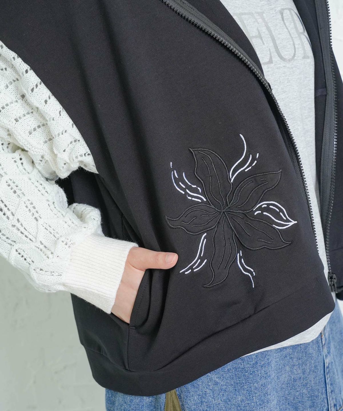 花刺繍アップリケ×ニット切替パーカー-7