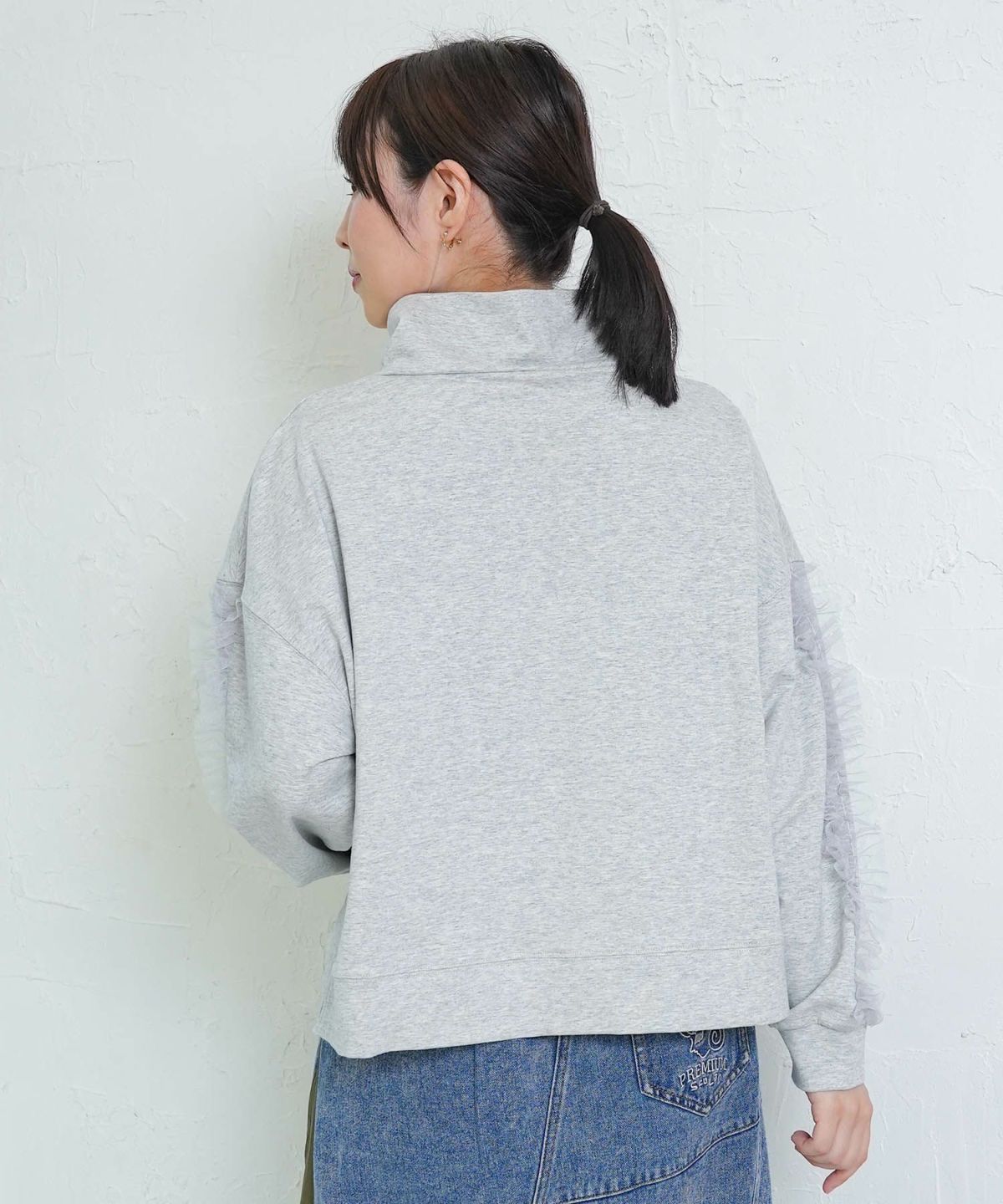 チュールフリル付きフード風プルオーバー-5