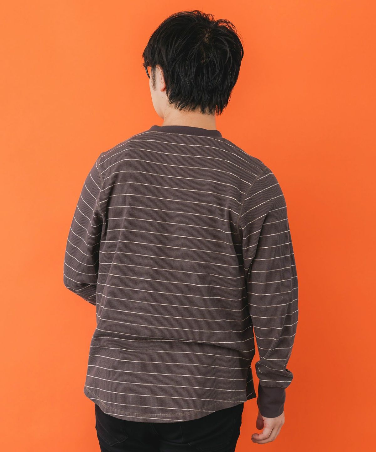 ワッフル頬張り中のシロプーのワッフルロンT-6