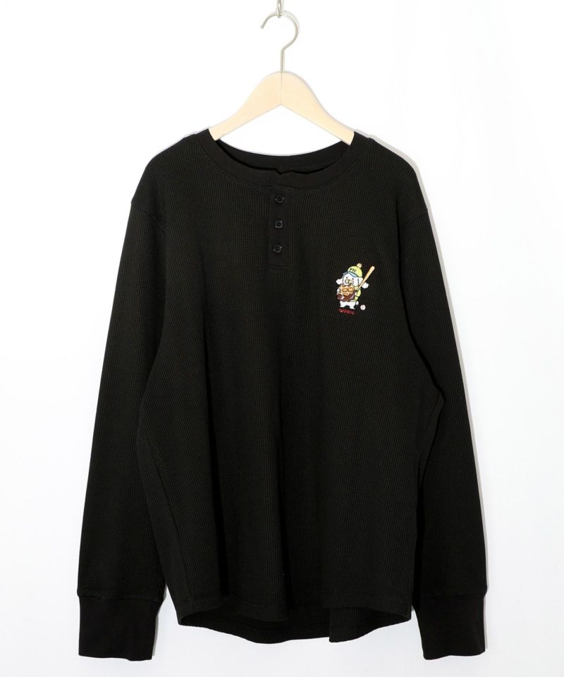 ワッフル頬張り中のシロプーのワッフルロンT-22