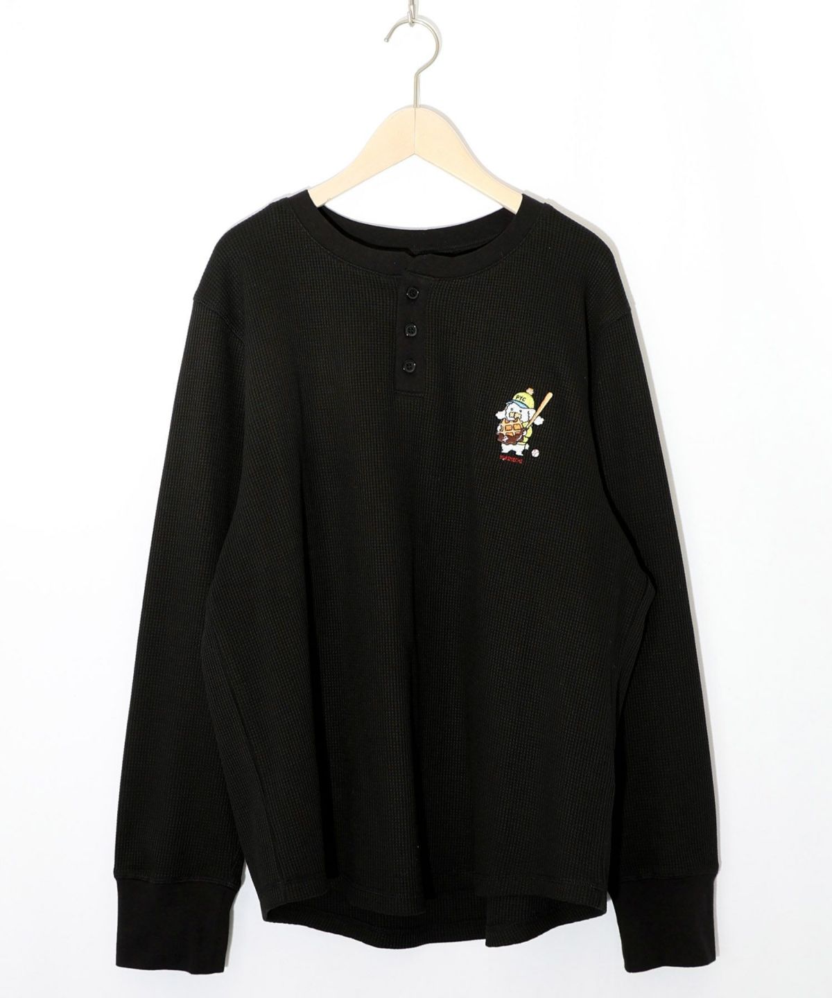 ワッフル頬張り中のシロプーのワッフルロンT-22