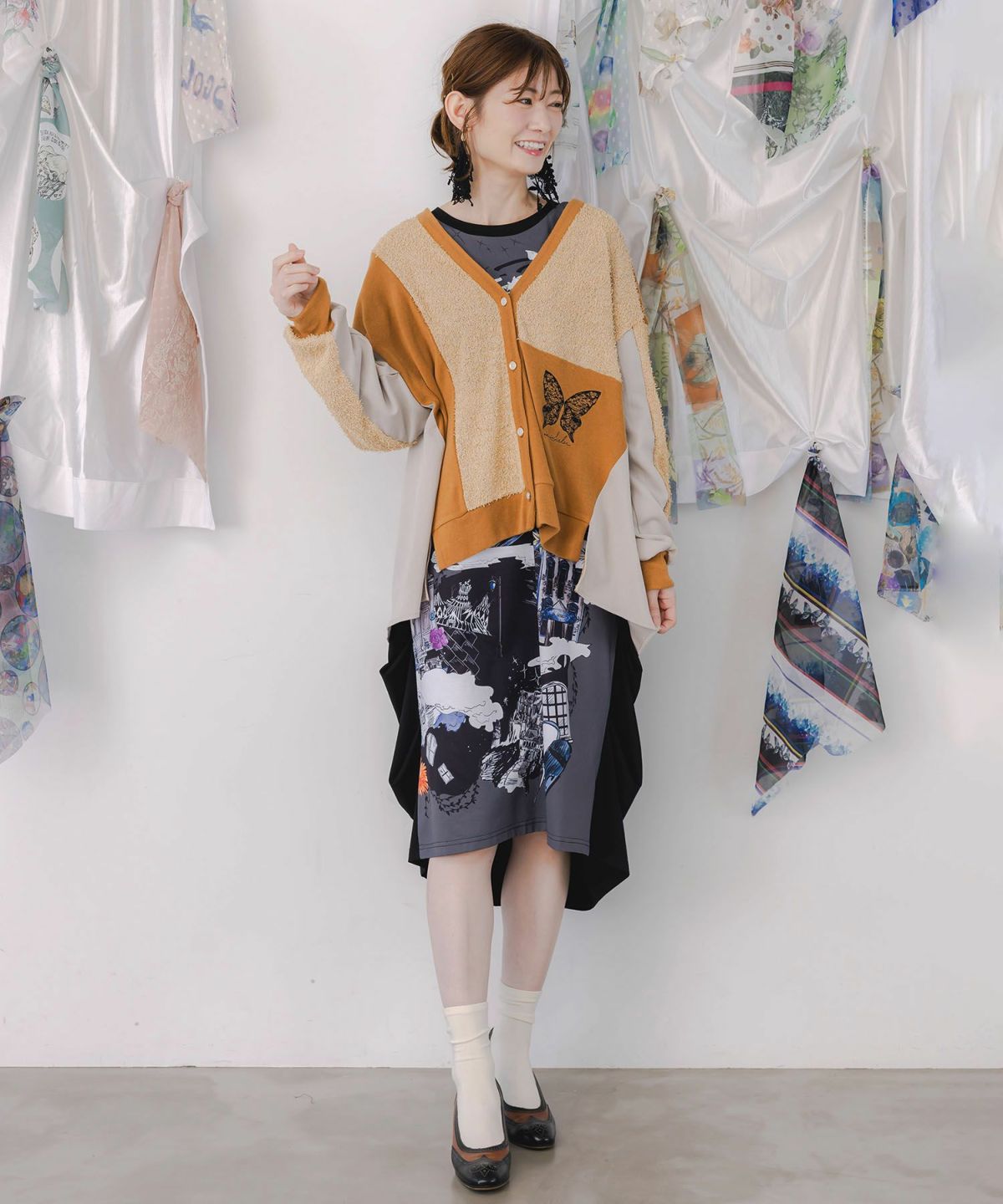 蝶々の異素材切替カーディガン-2