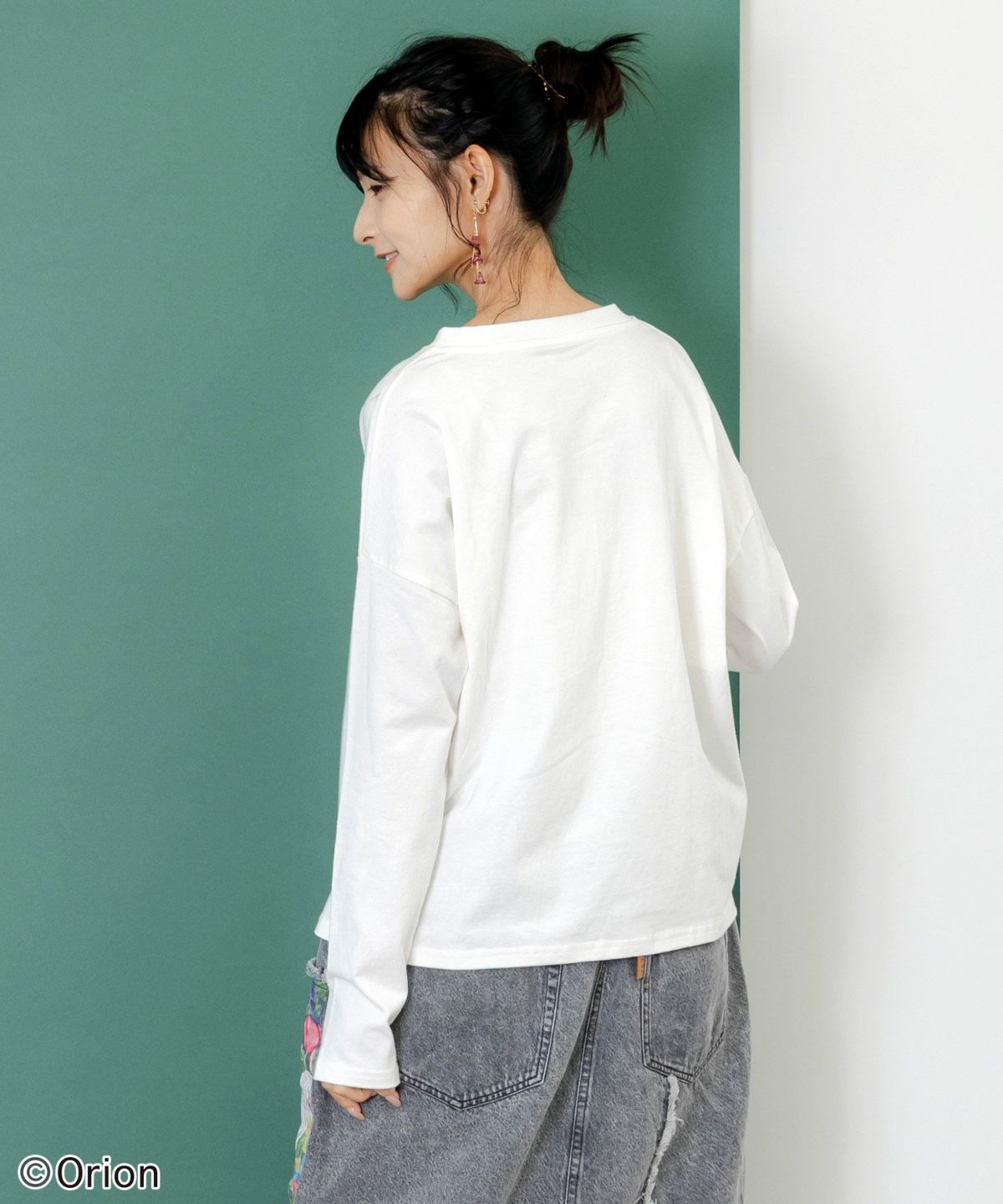 orion×ScoLar　ネコの買い出し日和柄Tシャツ-13