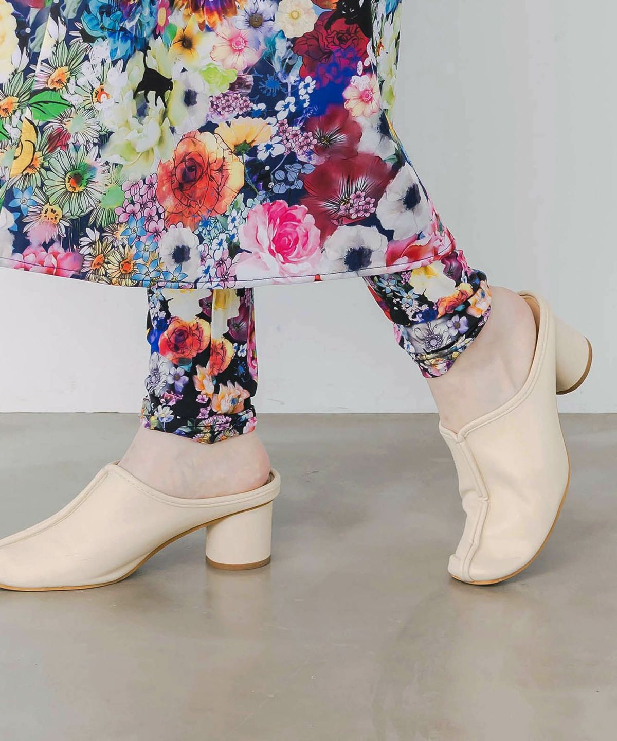 スカラー総柄レギンス-2