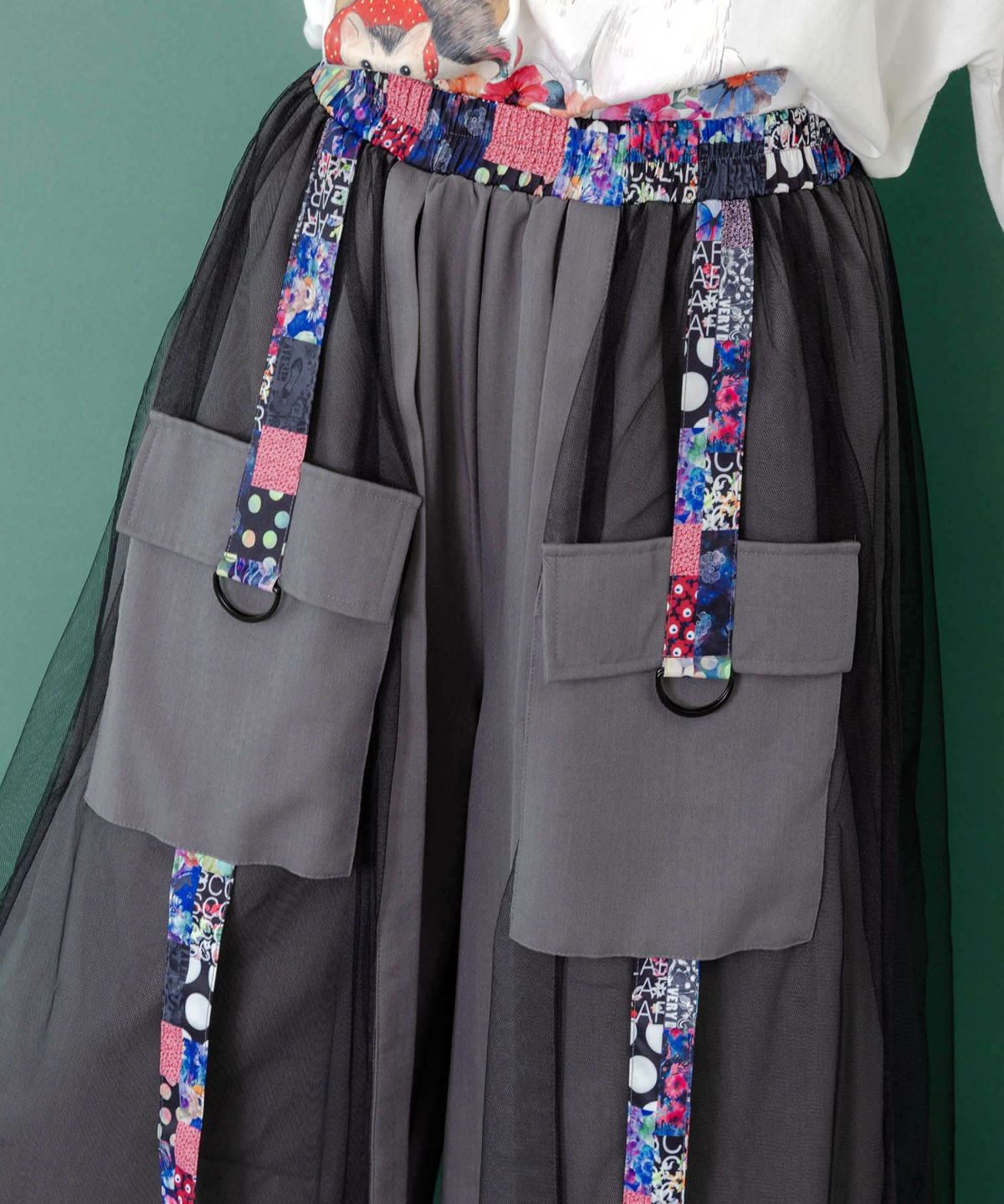 チュールとラインテープのカーゴスカート-7