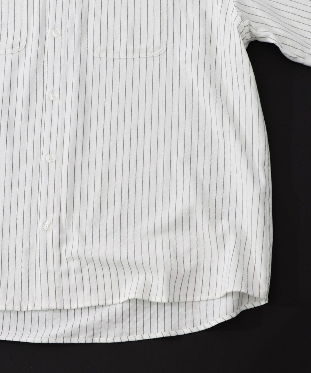 ひょっこりParity刺繍のストライプシャツ-26