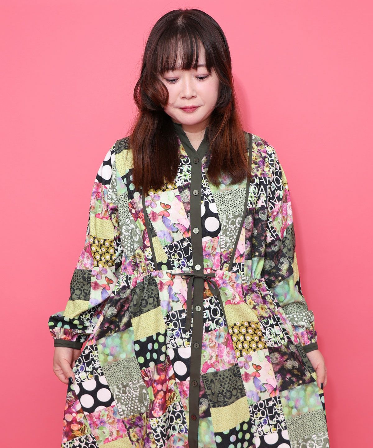 パッチワーク風総柄ドロスト前開きワンピース-4