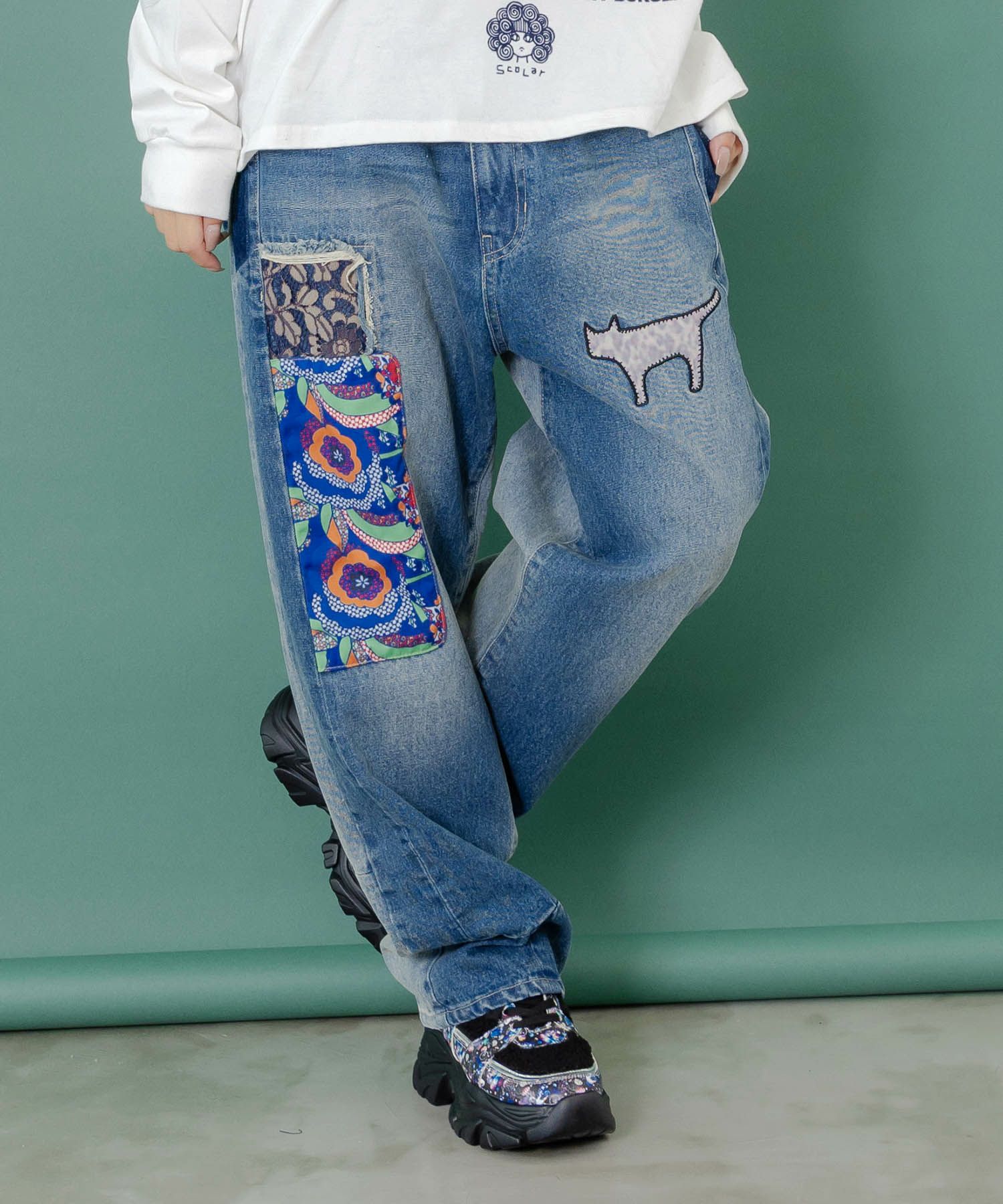 153672：綿×レース異素材アップリケデニムパンツの通販-ScoLar 