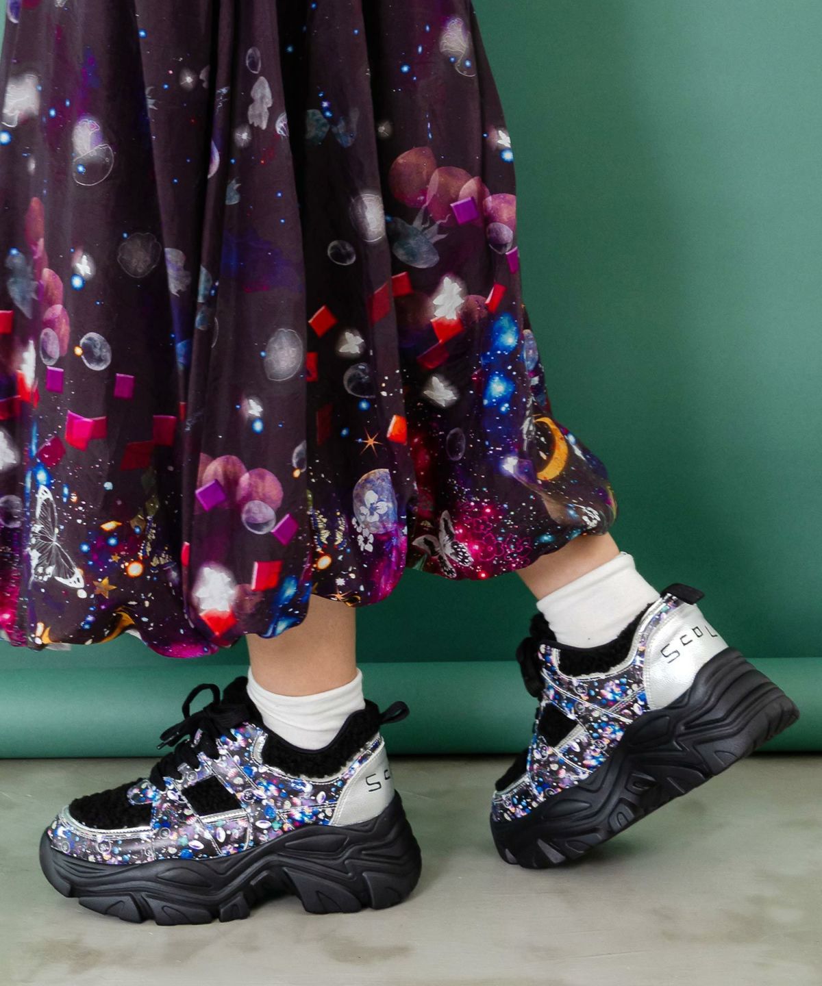 宇宙クラゲ柄もこもこ厚底スニーカー-1