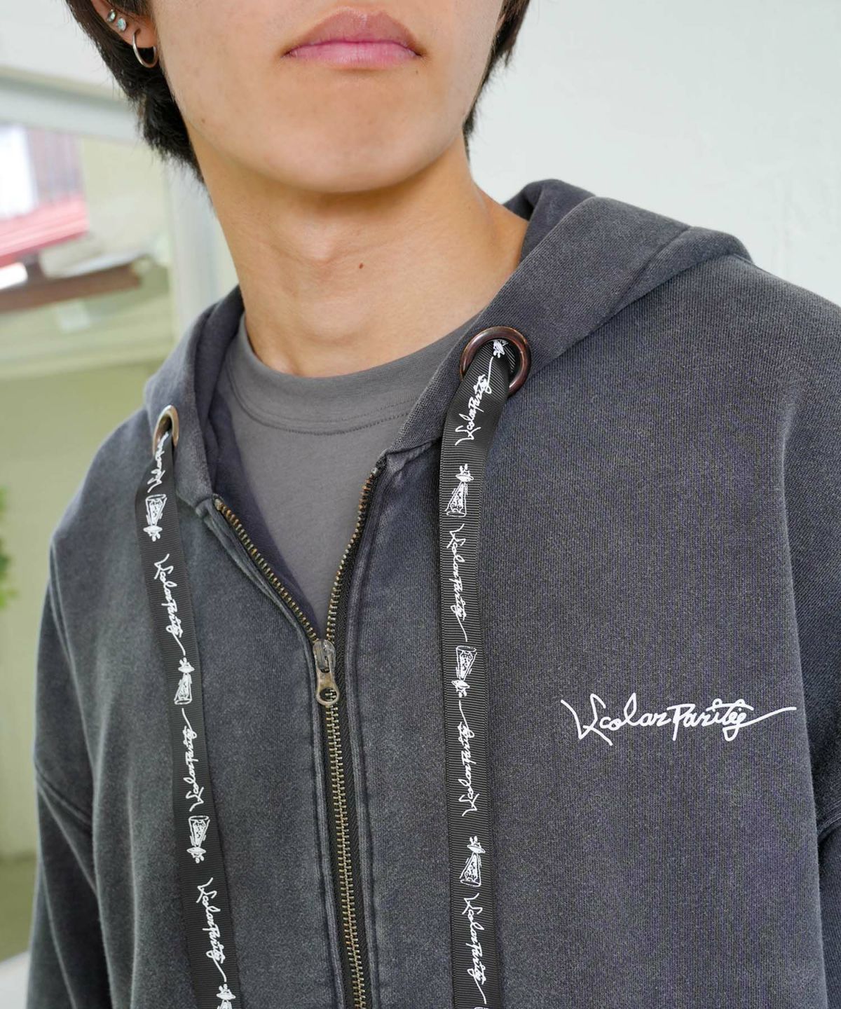 落書き風裏毛スノーウォッシュパーカー-16