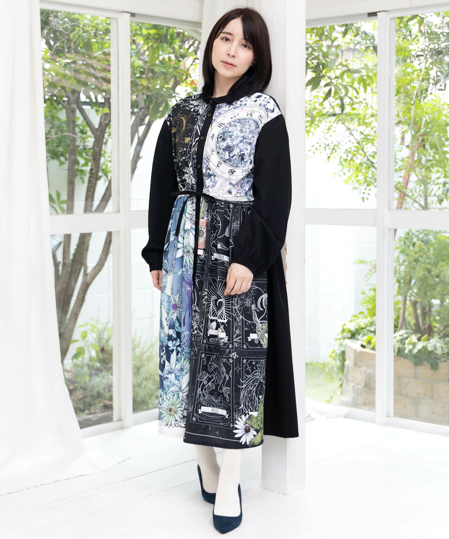 553240：星×タロットコラージュ柄シャツワンピの通販-ScoLar