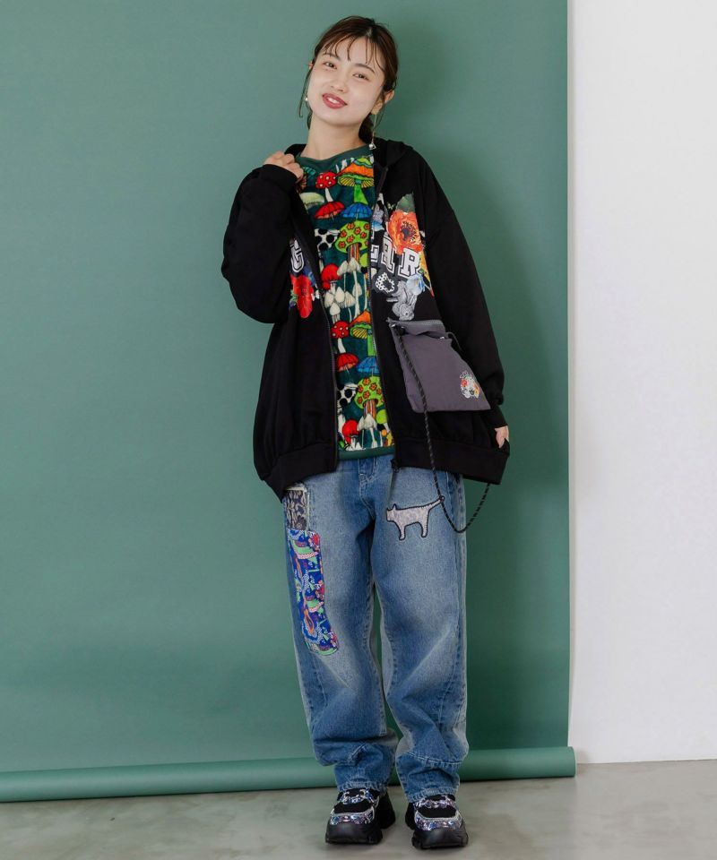 取り外し可能サコッシュ付き 花×ロゴパーカー-2