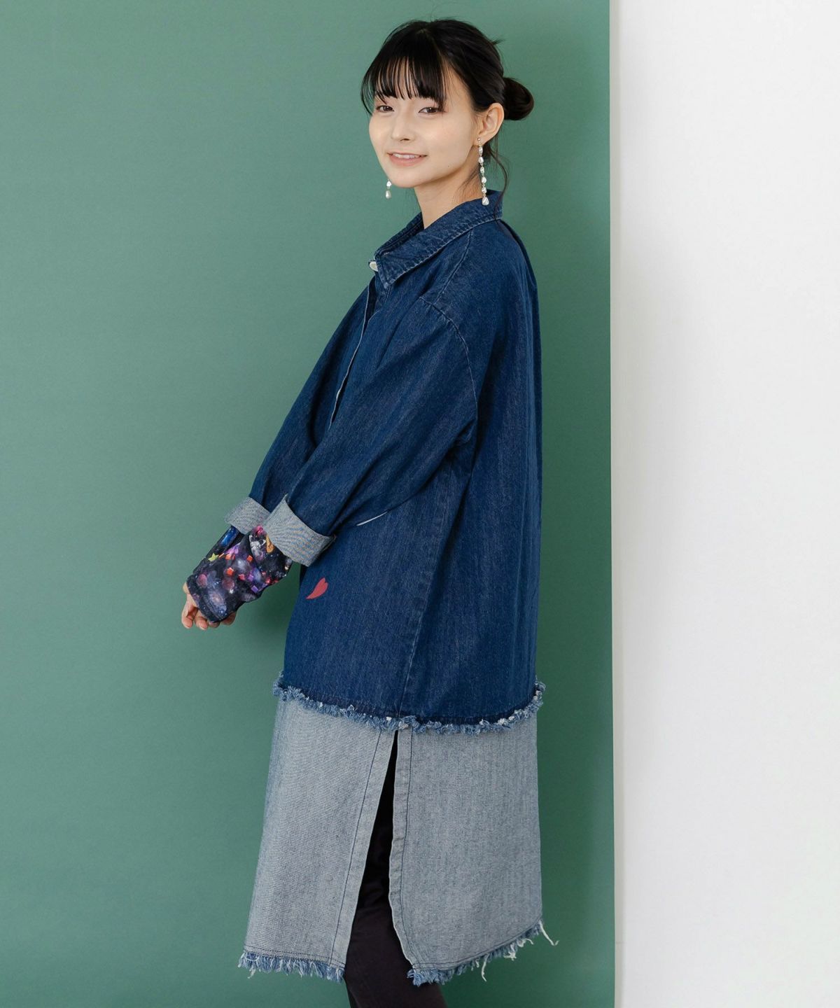 ひょっこりスカラーちゃん柄デニムシャツアウター-3