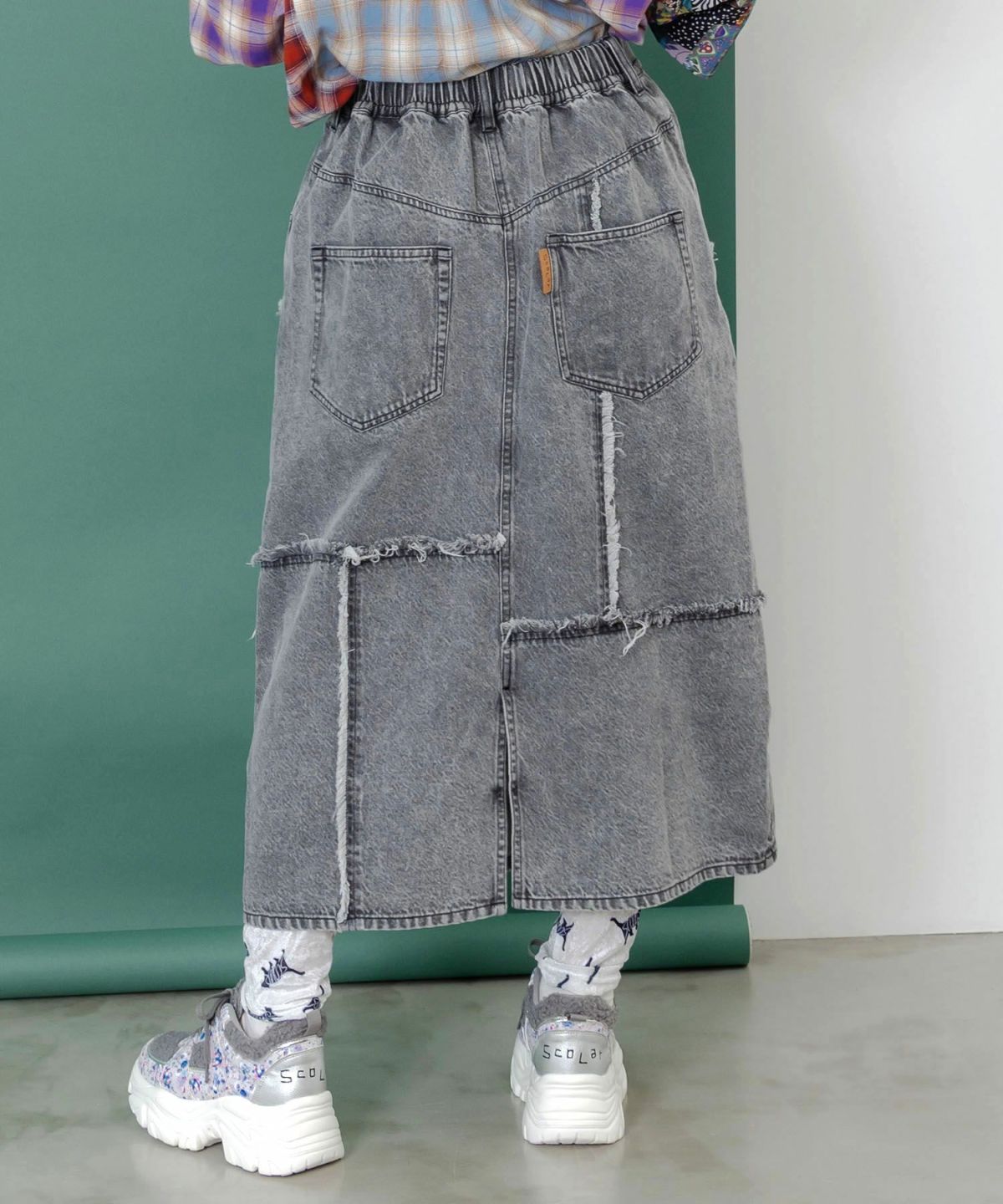 花ネコのアシメフリンジ アップリケデニムスカート-5