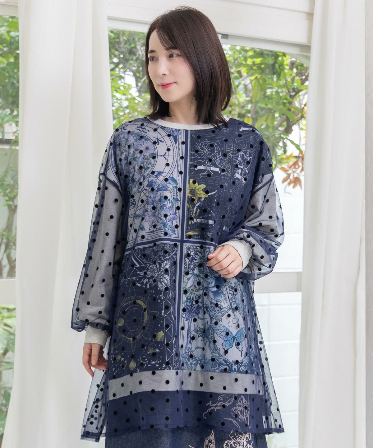 星×タロットコラージュ柄ドットチュールプルオーバー-1