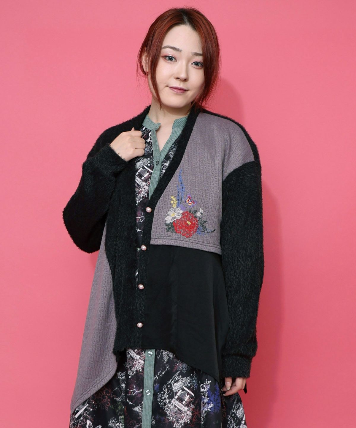 3素材ミックス花×蝶刺繍カーディガン-1