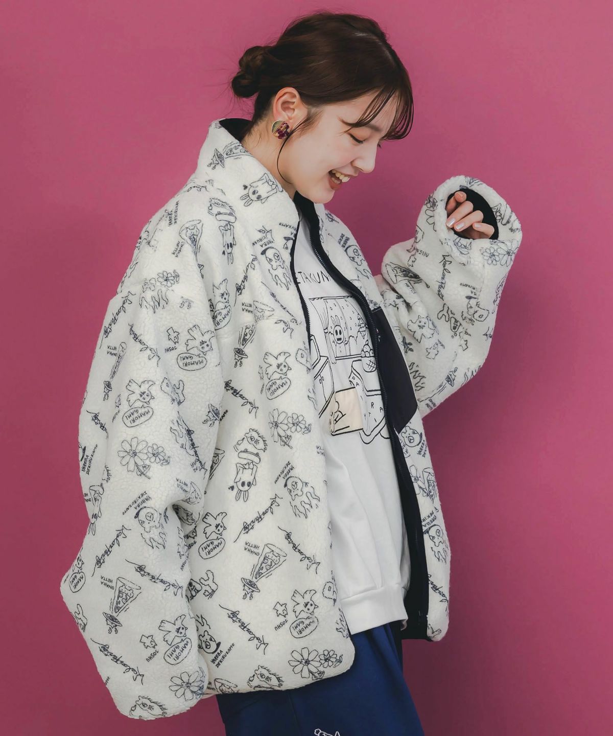 落書き調Parityキャラ厚手ボアハイネックブルゾン-4