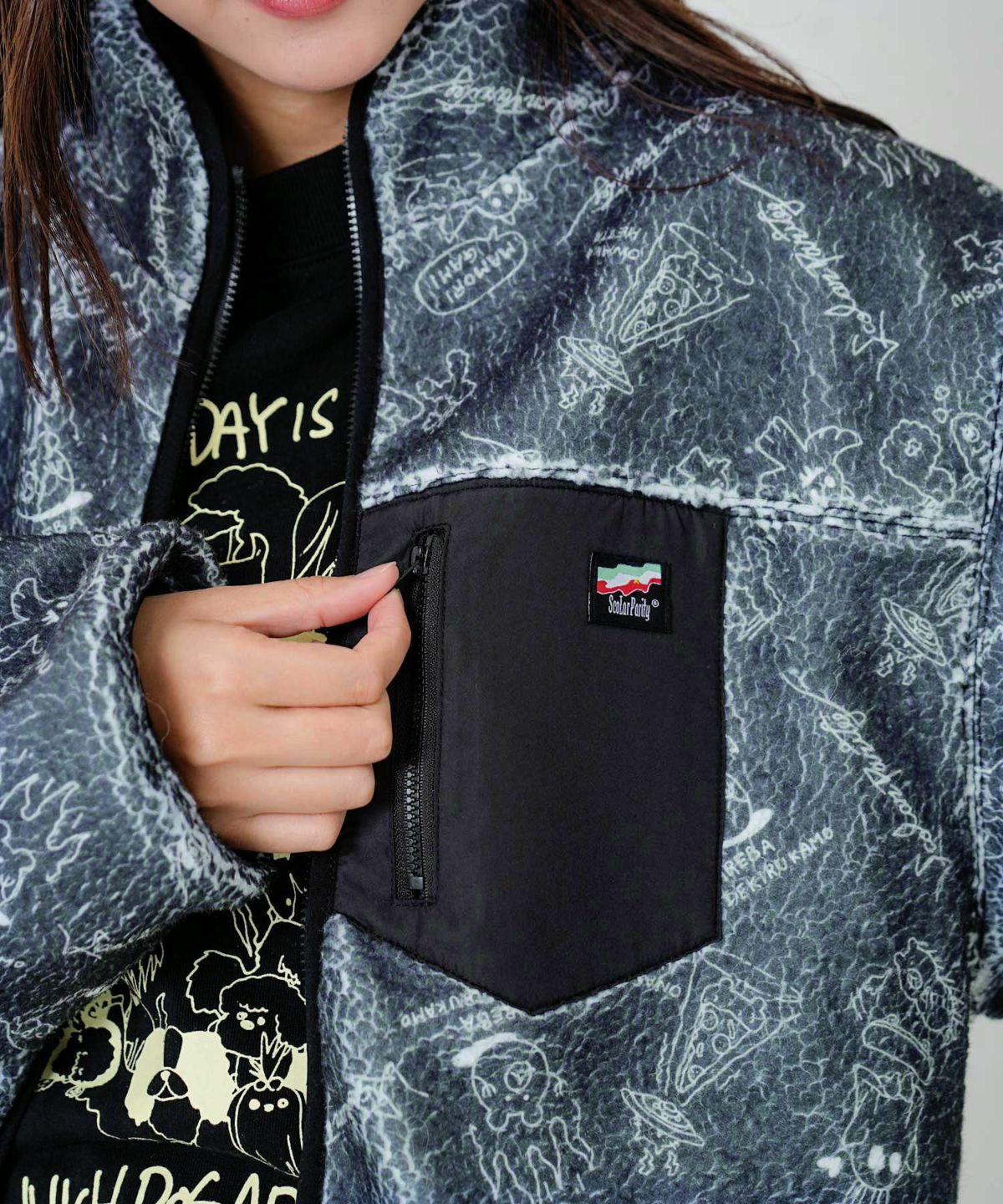 落書き調Parityキャラ厚手ボアハイネックブルゾン-16