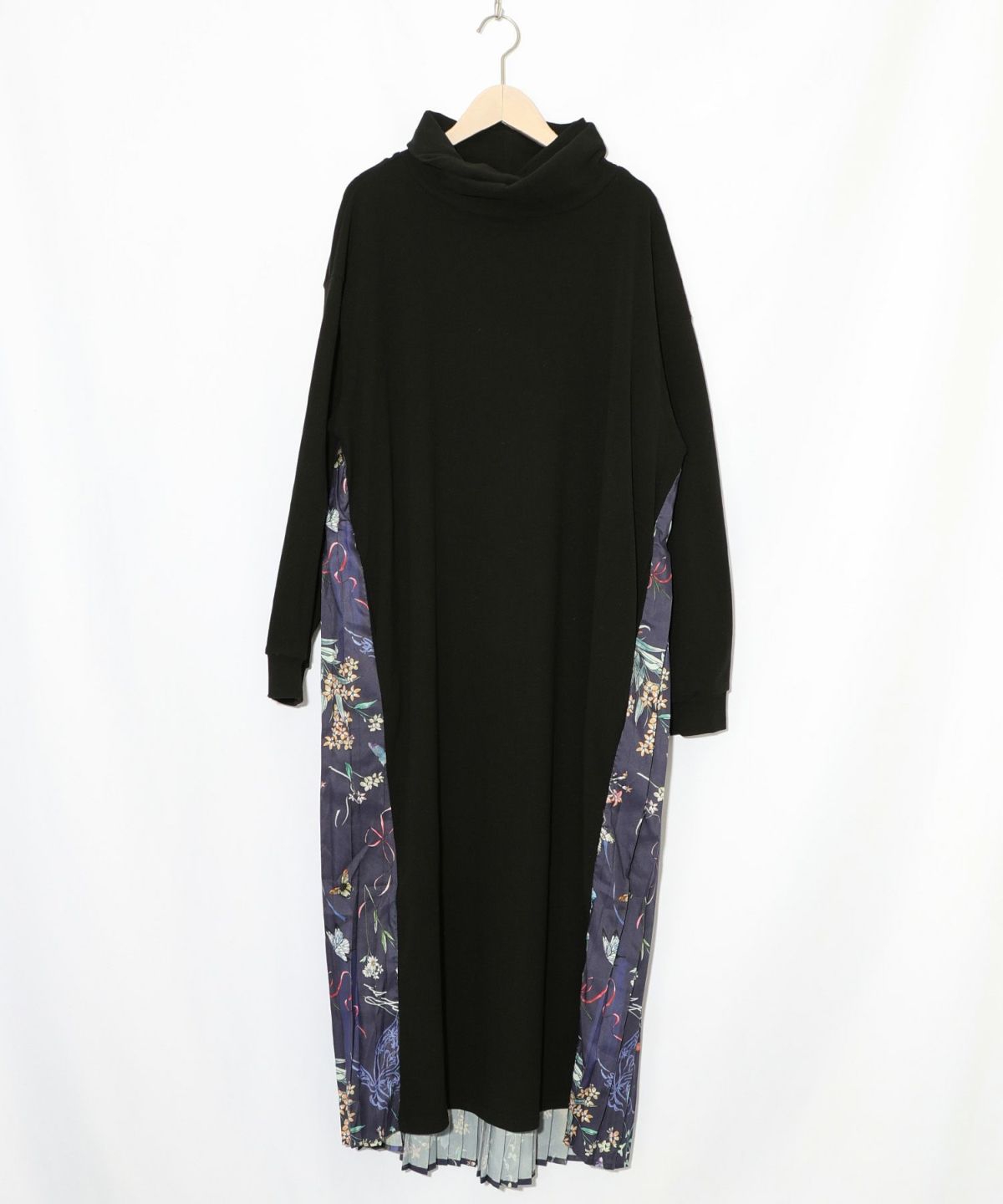 花柄素材切替タートルネックワンピース-17