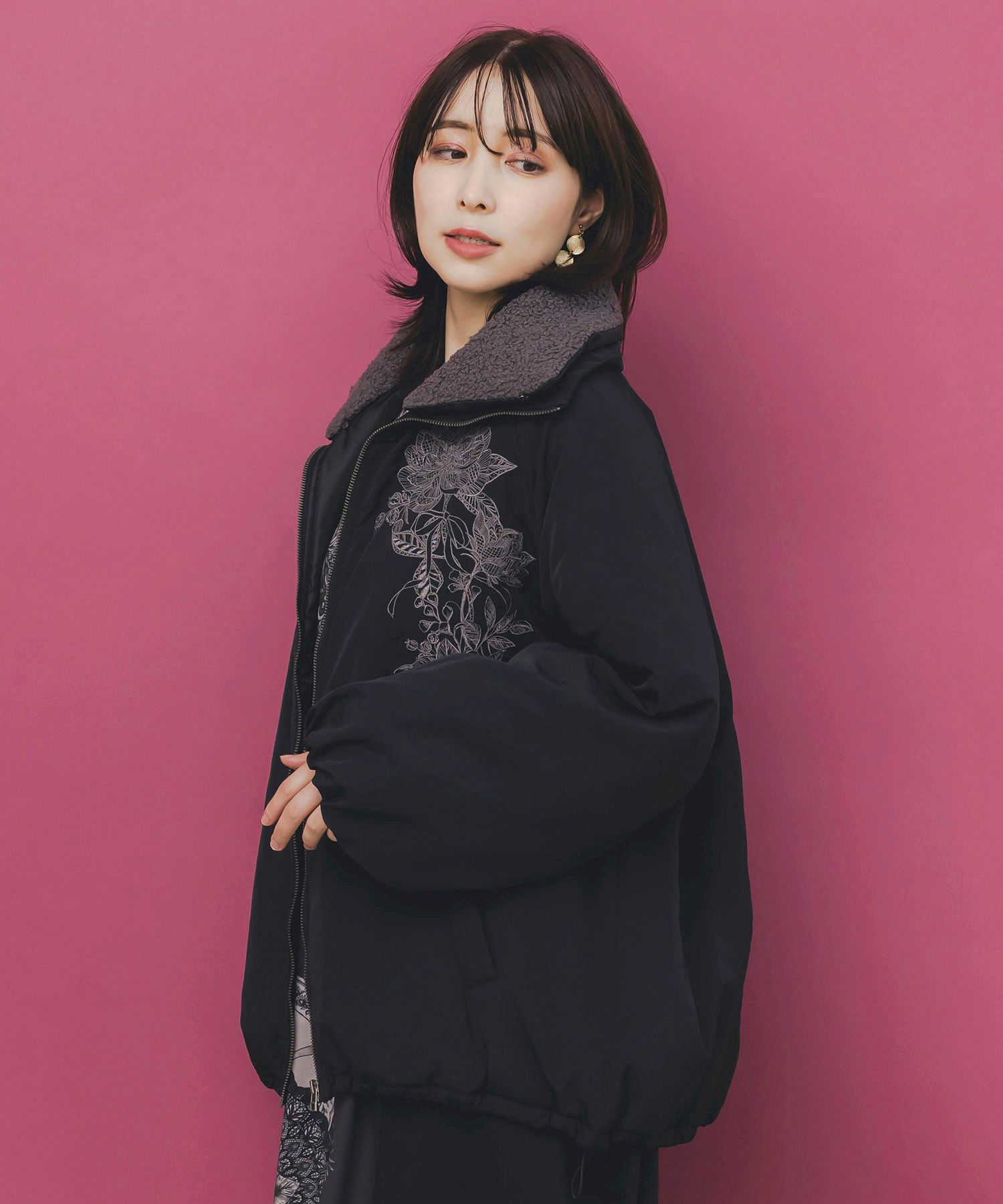 ボア襟取り外し可能 花刺繍中綿ブルゾン-4
