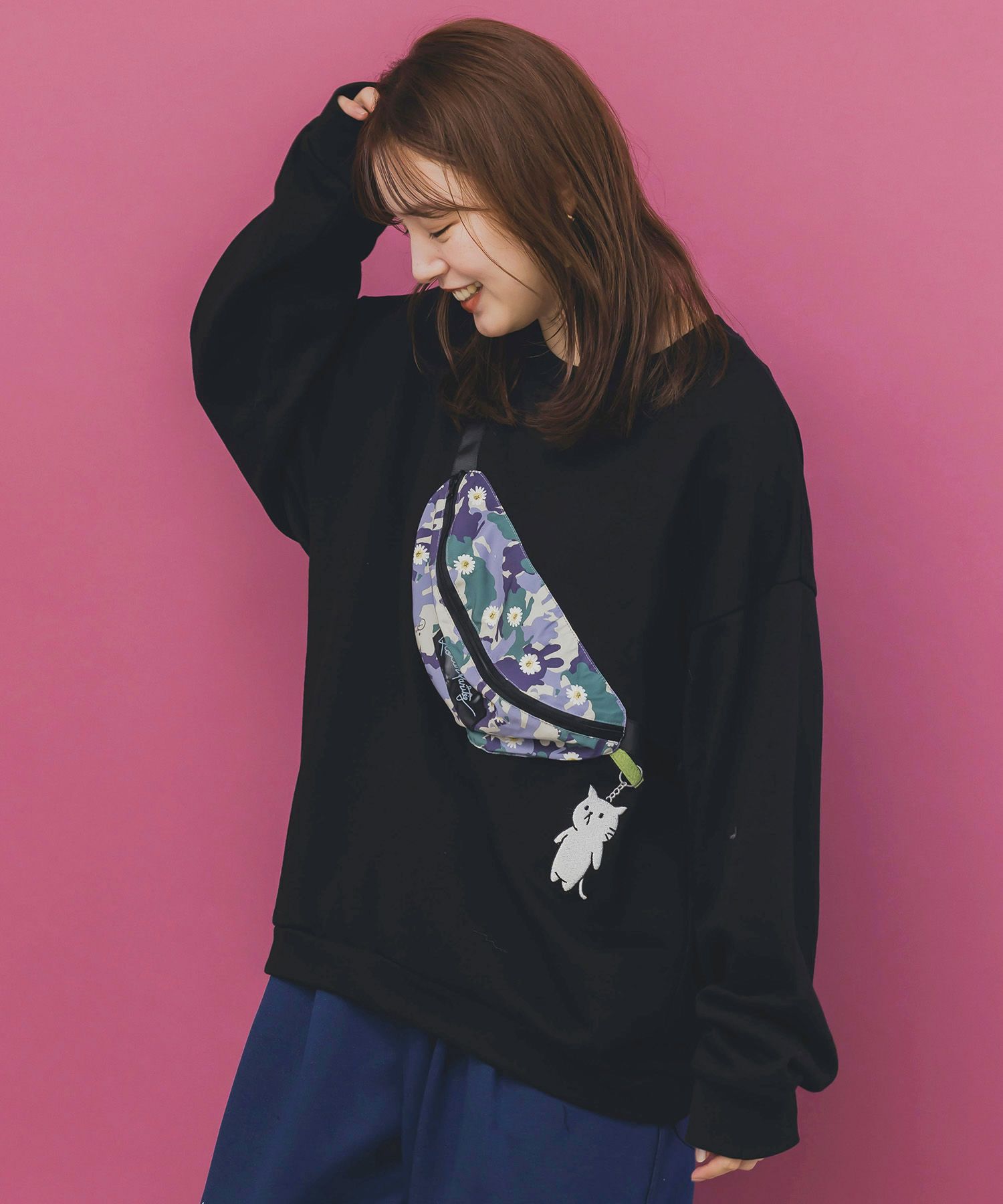 フェイクボディバッグ×ネコ刺繍付き裏毛プルオーバー-5