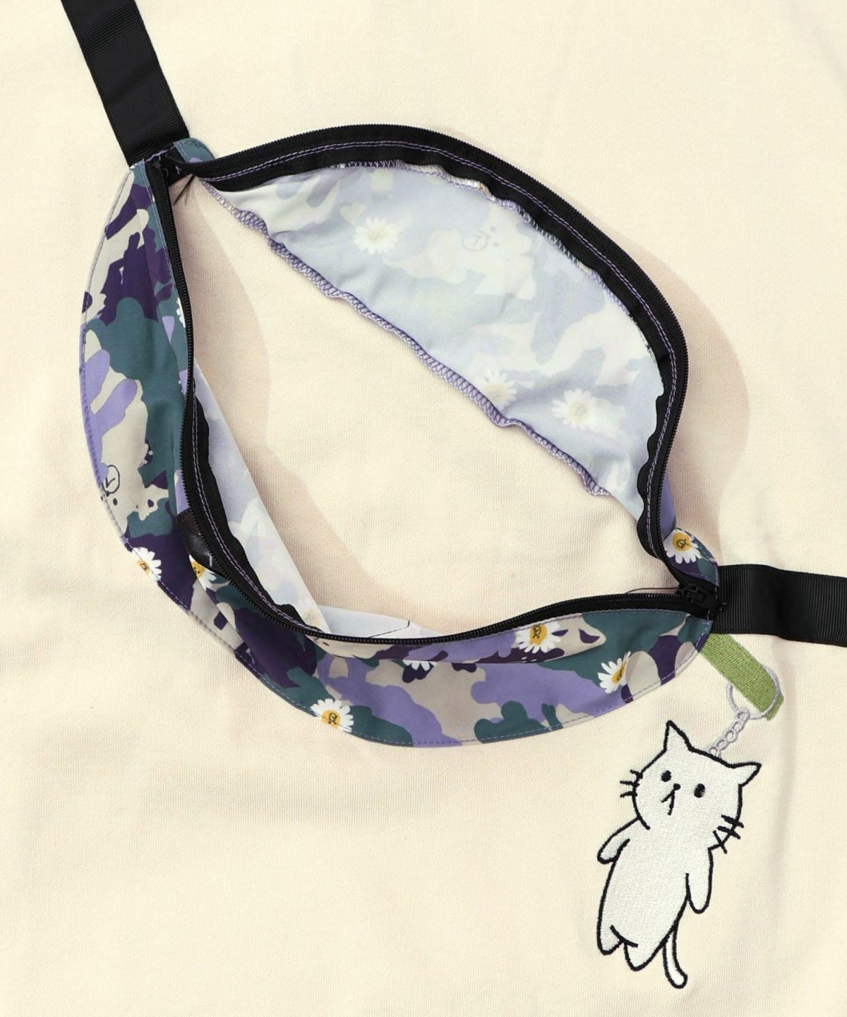 フェイクボディバッグ×ネコ刺繍付き裏毛プルオーバー-21