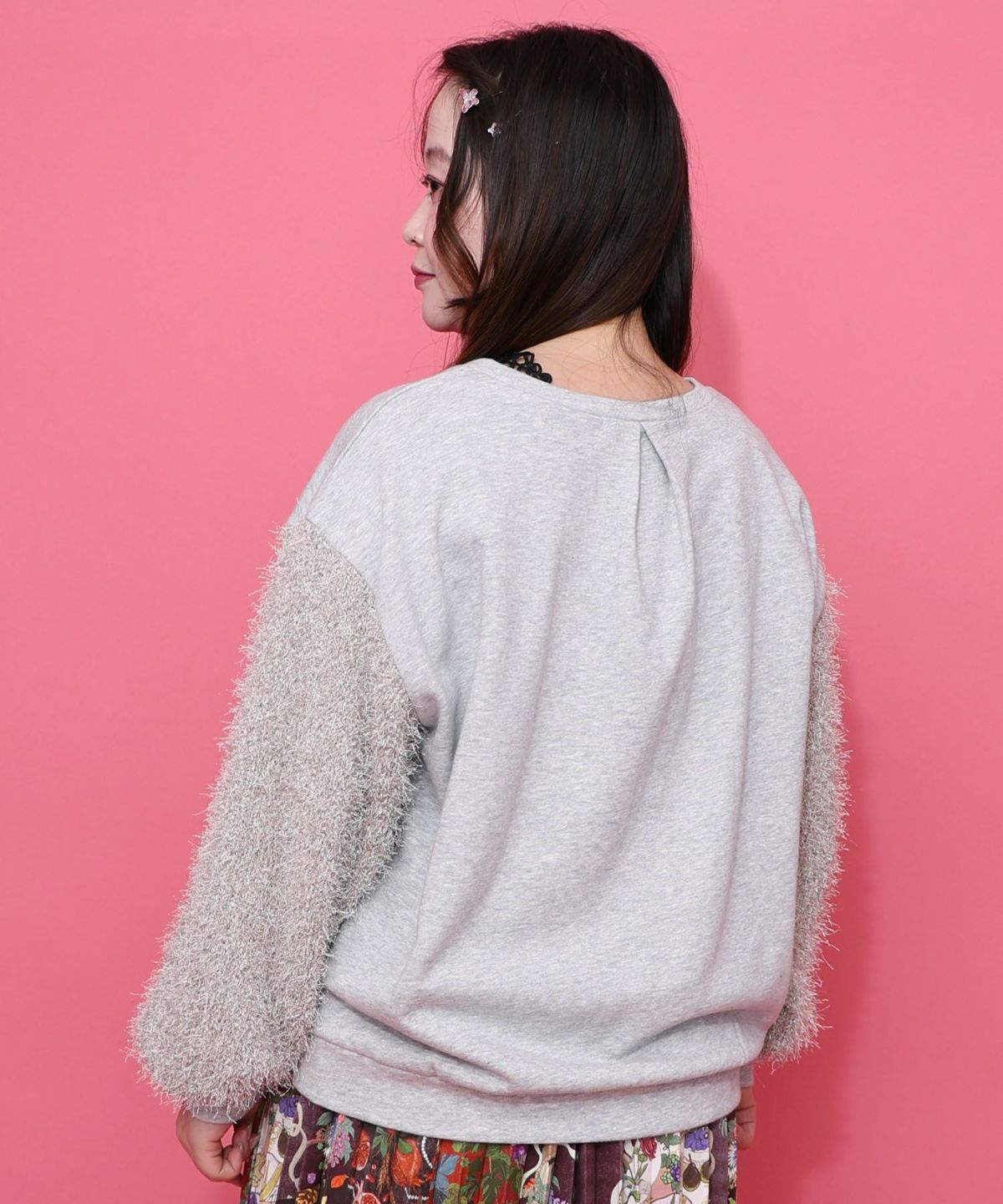 雪の結晶ガーランド刺繍裏毛×ラメフェザーニット-17