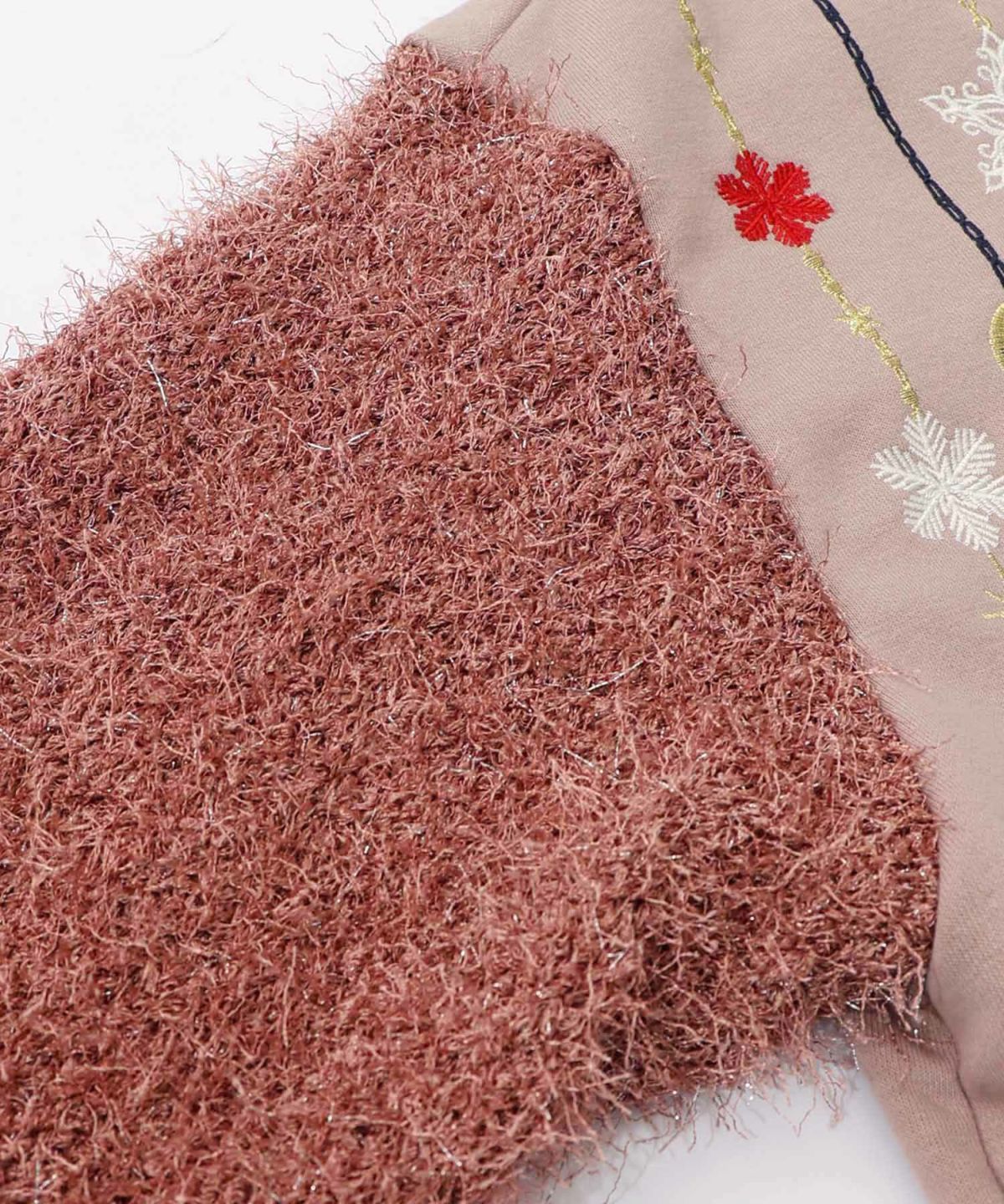雪の結晶ガーランド刺繍裏毛×ラメフェザーニット-30