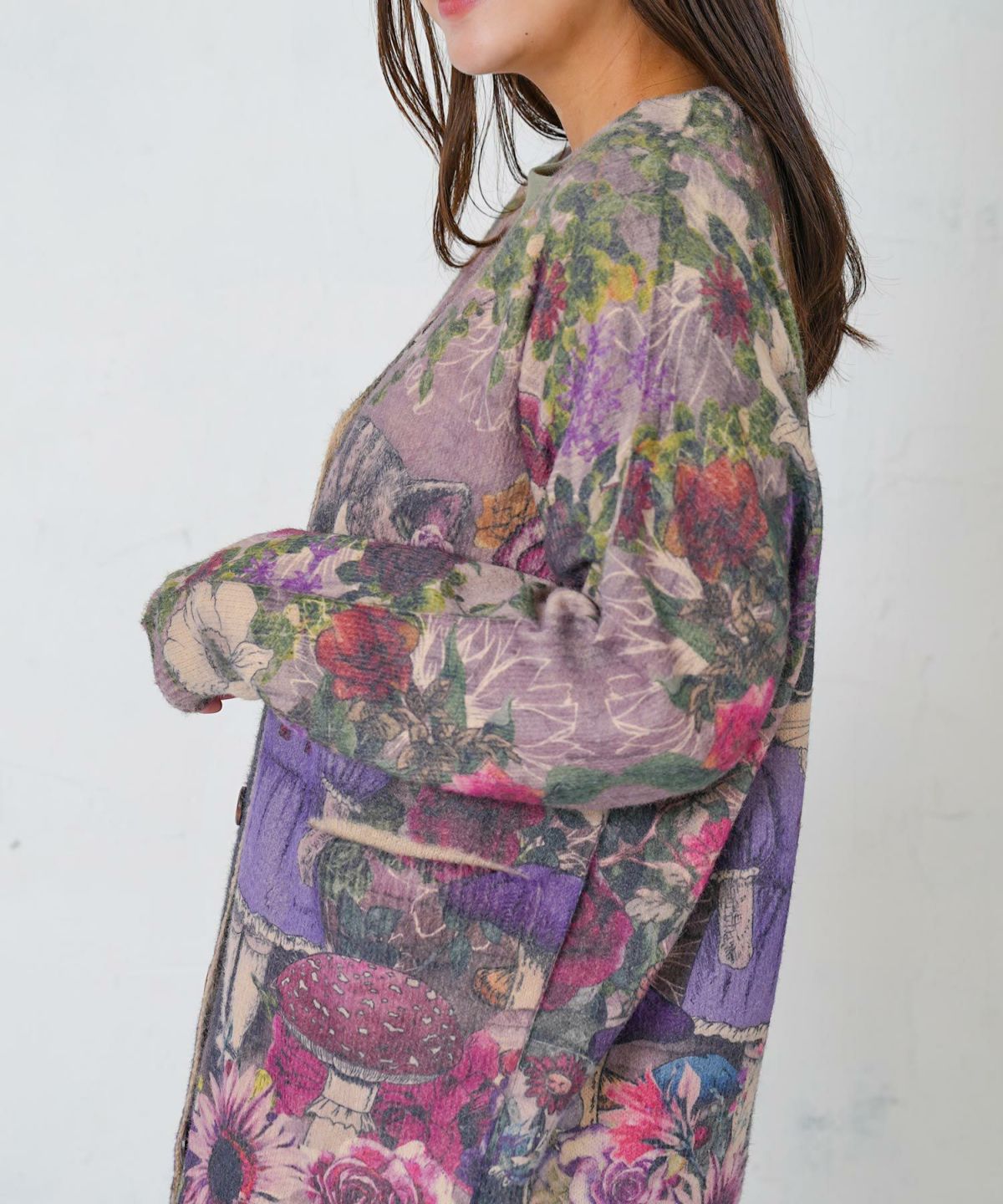 ネコ姉妹の秘密の花園柄 起毛ニットカーディガン-4