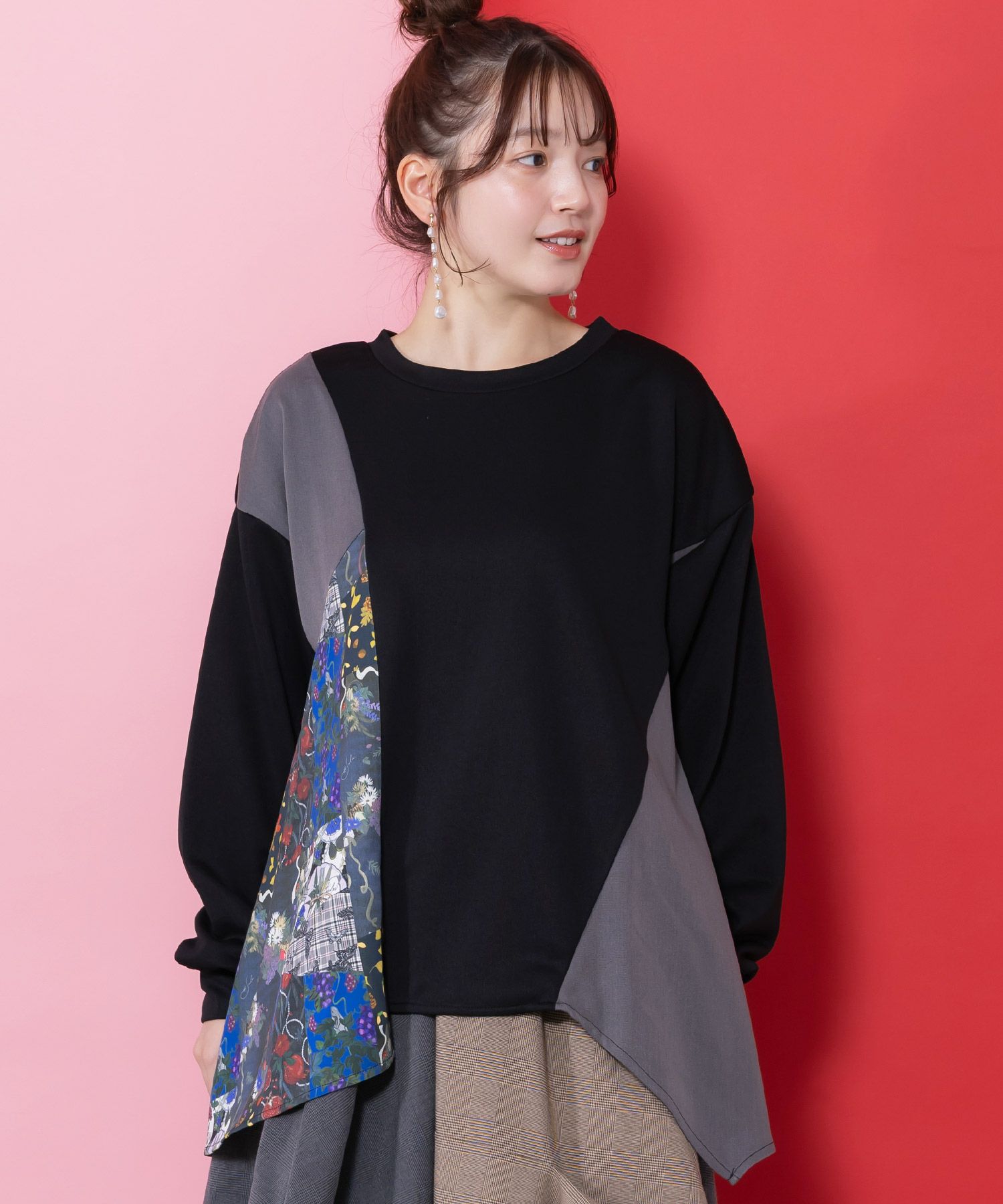 花蝶柄×無地リメイク風 異素材切替プルオーバー-3