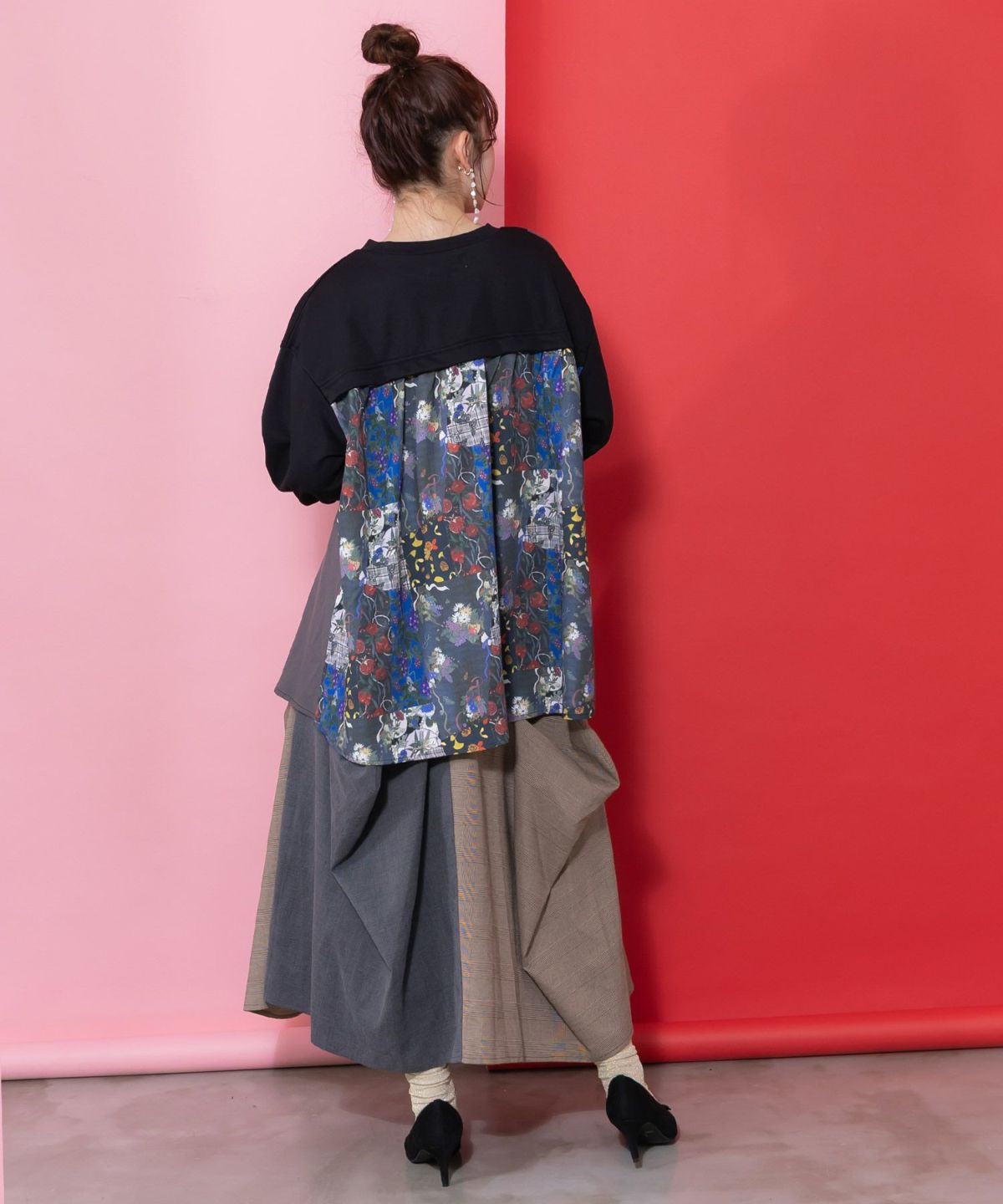 花蝶柄×無地リメイク風 異素材切替プルオーバー-6