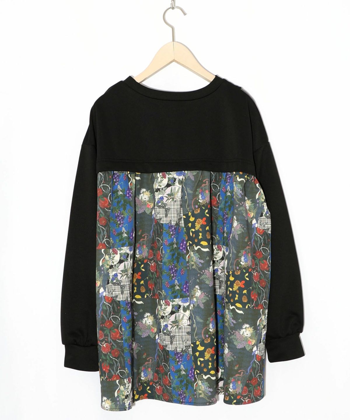 花蝶柄×無地リメイク風 異素材切替プルオーバー-9