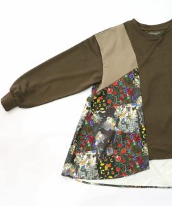 553265：花蝶柄×無地リメイク風 異素材切替プルオーバーの通販-ScoLar