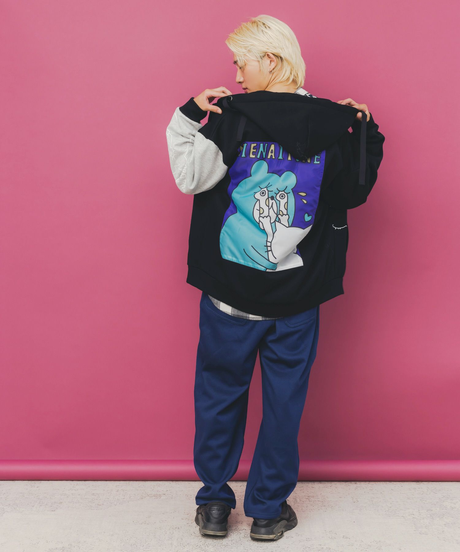 ネコとクマとチンアナゴ柄 リメイク風裏起毛パーカー-6