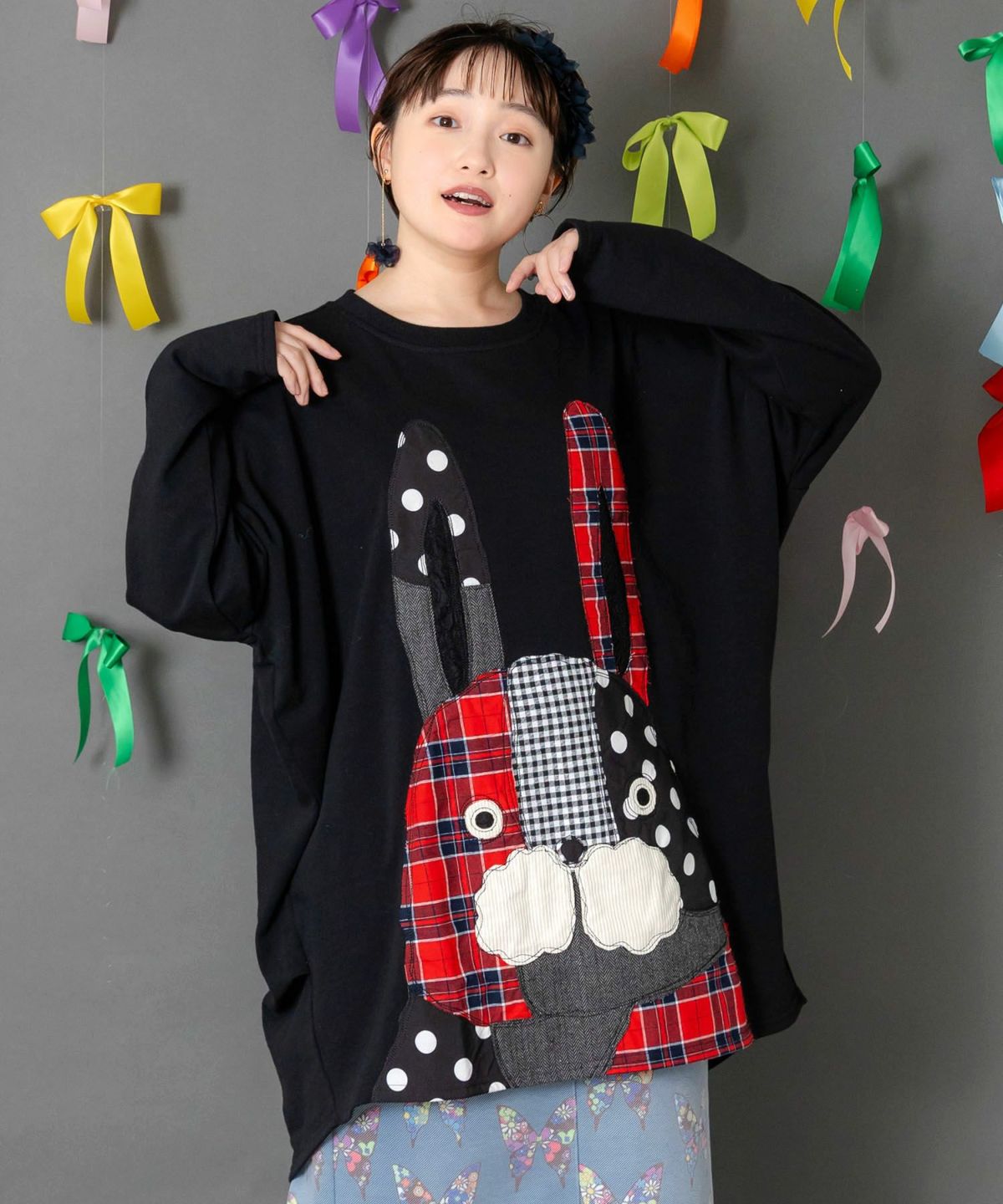 パッチワークラビルアップリケ裏毛プルオーバー-3