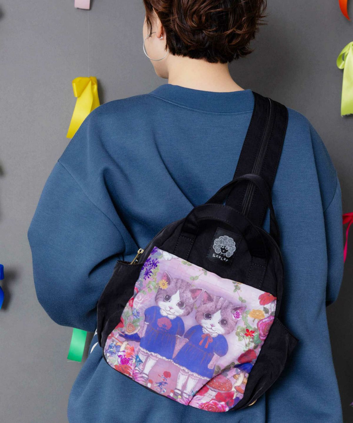 ネコ姉妹の秘密の花園柄 2wayミニリュック-3