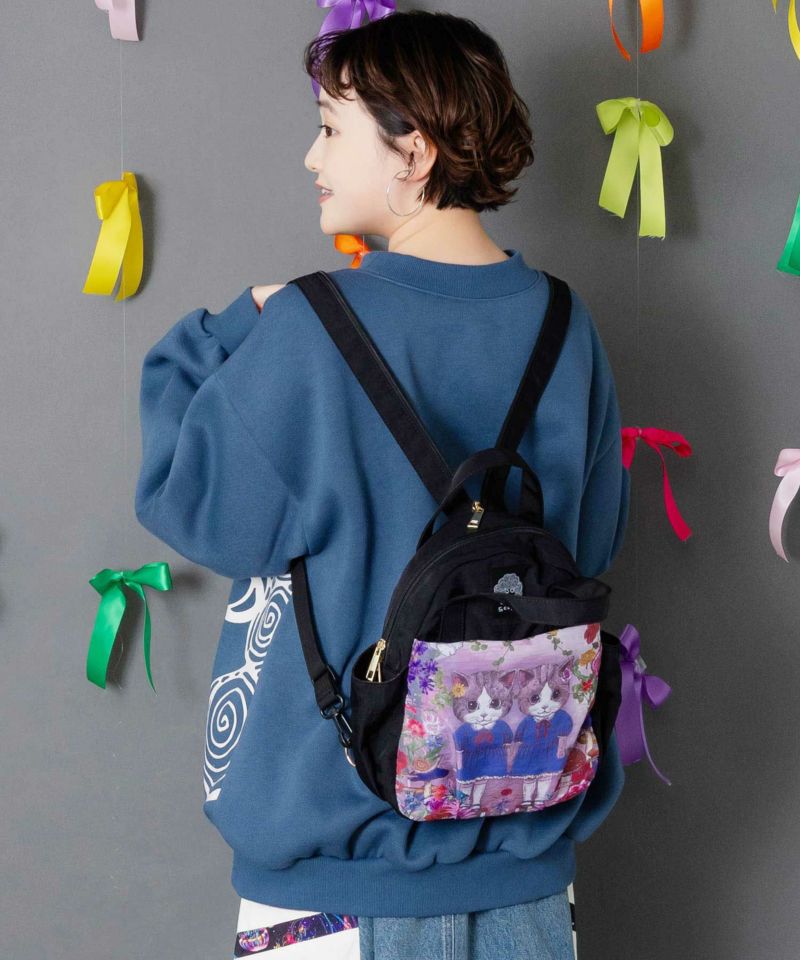 石垣島限定　子供用　リュック　ミスルトネコ 653444：ネコ姉妹の秘密の花園柄 2wayミニリュックの通販-ScoLar