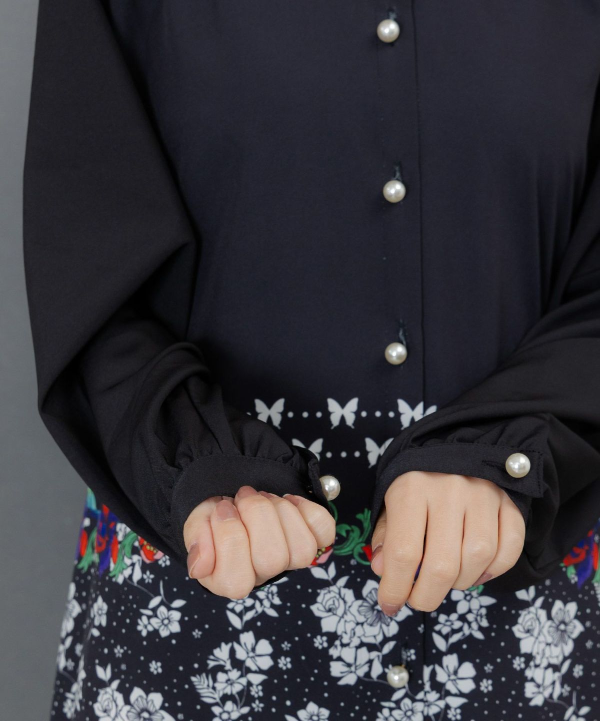 冬のオーナメント×花柄 前開きワンピース-7