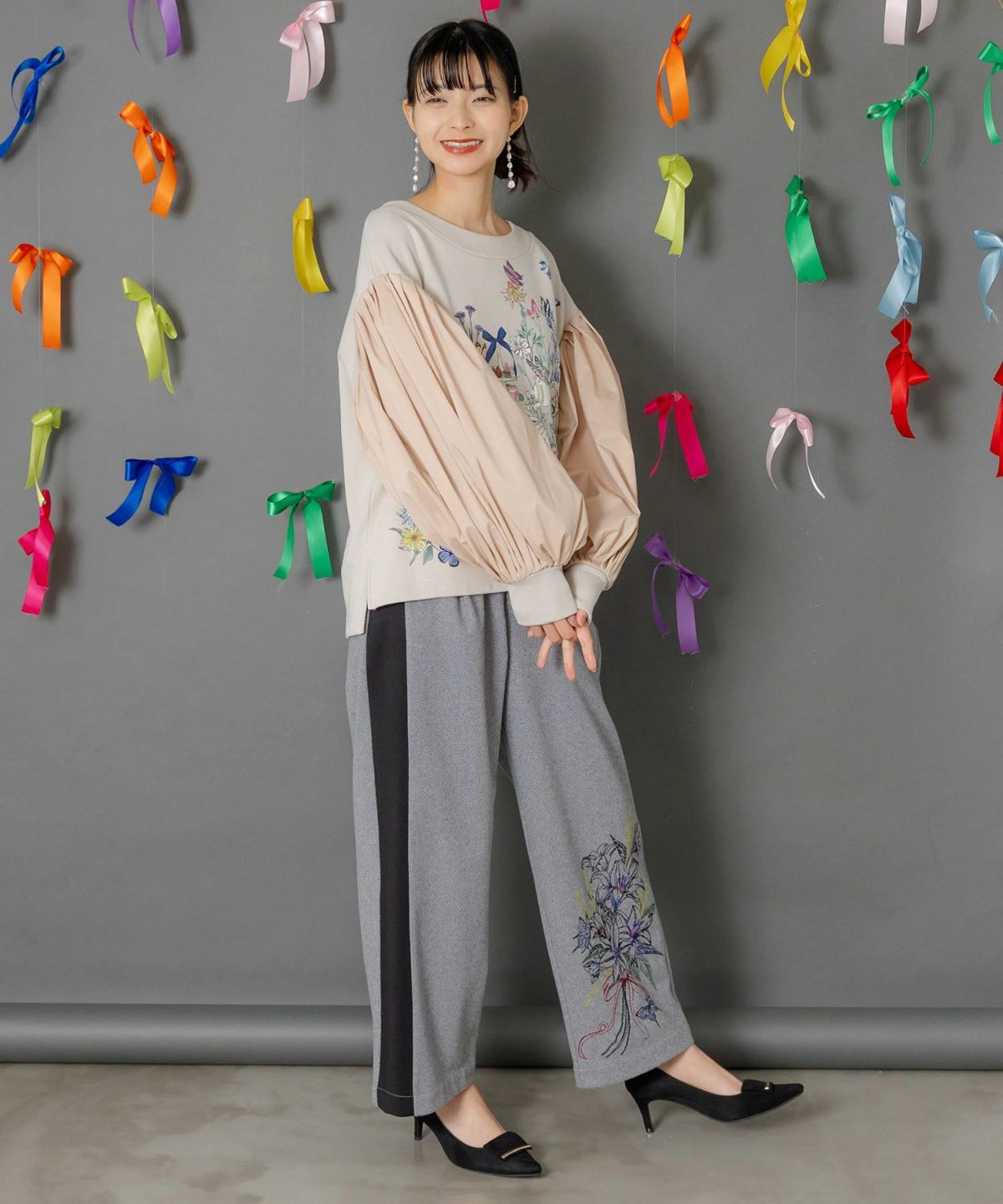 異素材切替×花束刺繍パンツ-4