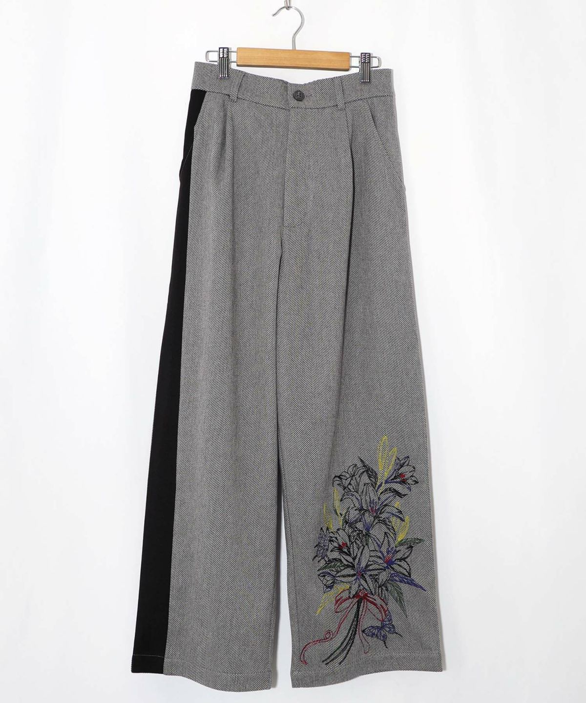 異素材切替×花束刺繍パンツ-9