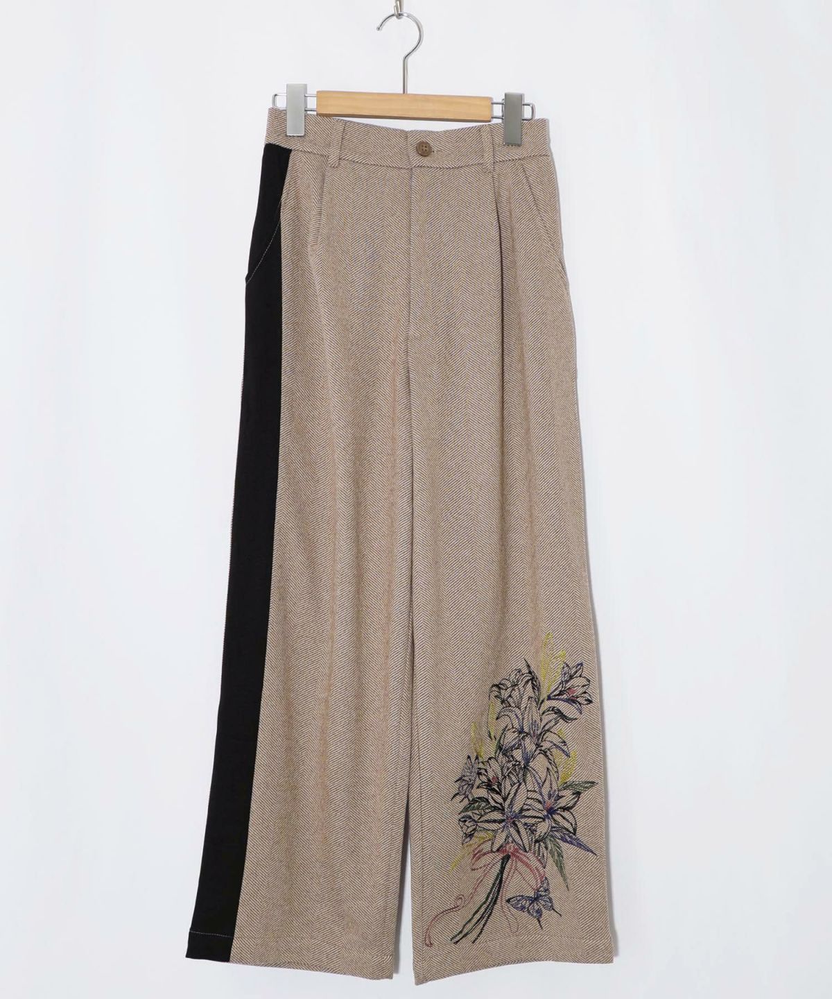 異素材切替×花束刺繍パンツ-13
