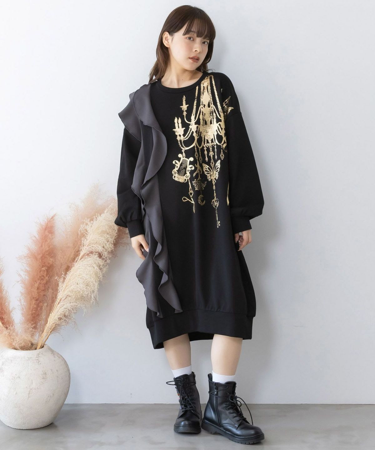 箔プリントシャンデリア フリル裏毛ワンピース-2