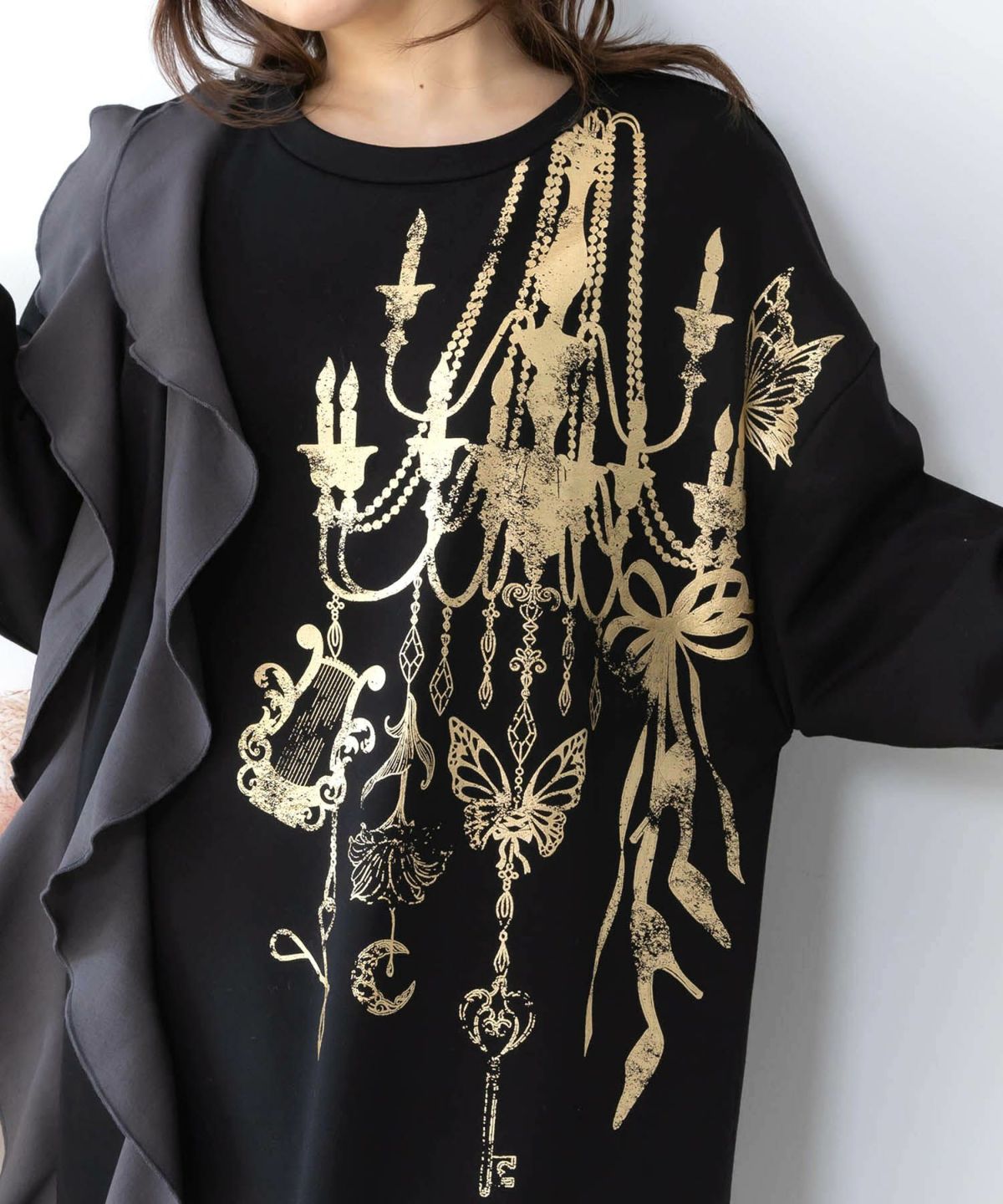 箔プリントシャンデリア フリル裏毛ワンピース-6