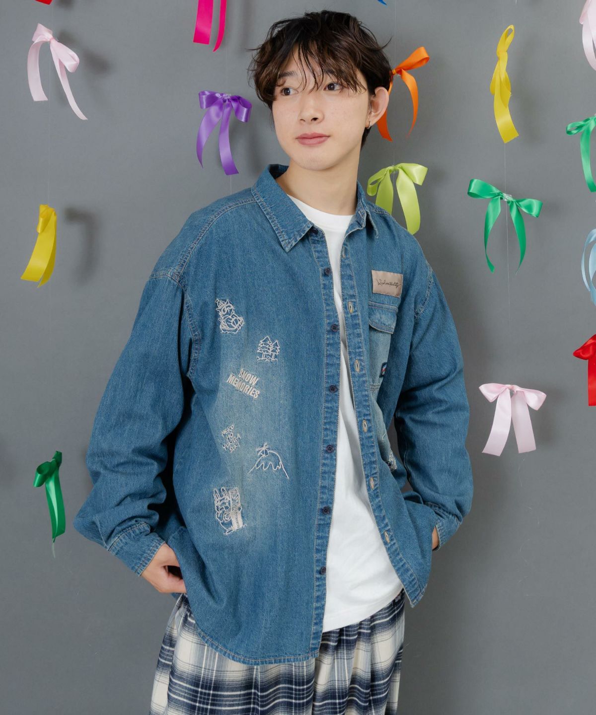 ラビルとネコのスノーメモリー刺繍デニムシャツ-3