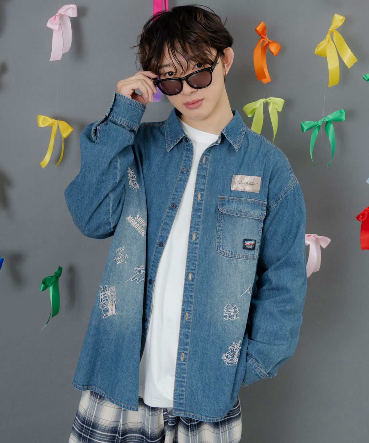 ラビルとネコのスノーメモリー刺繍デニムシャツ-8