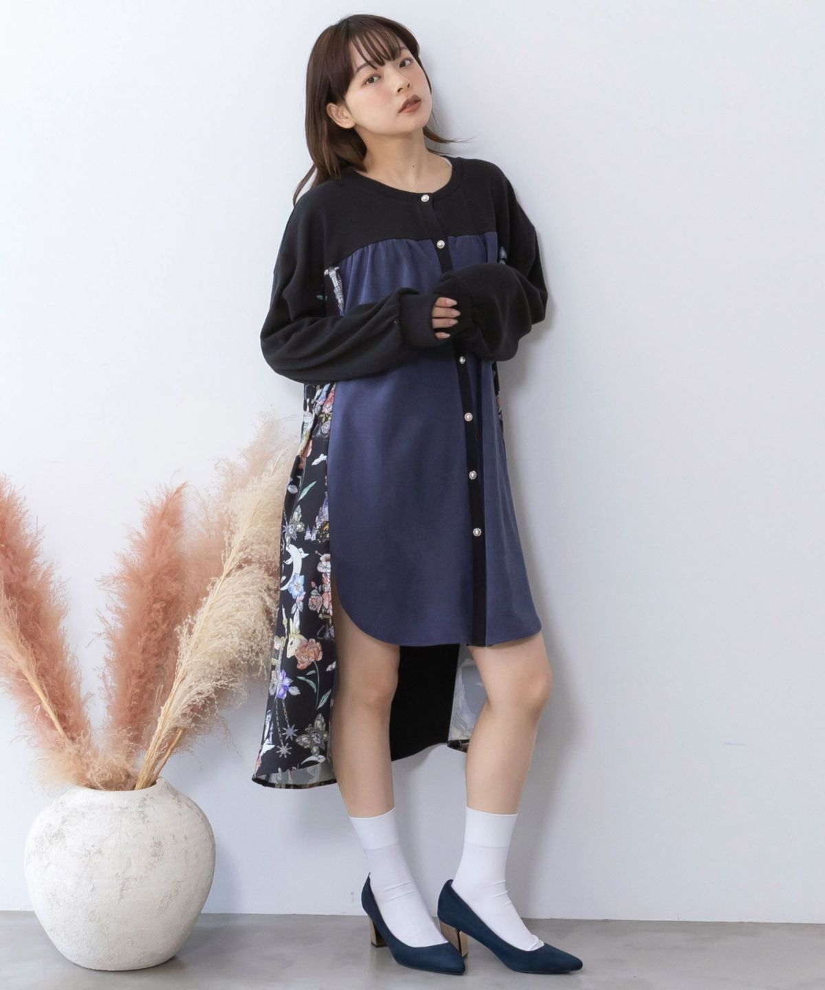 アンティーク柄 3素材切替ロングカーディガン-1